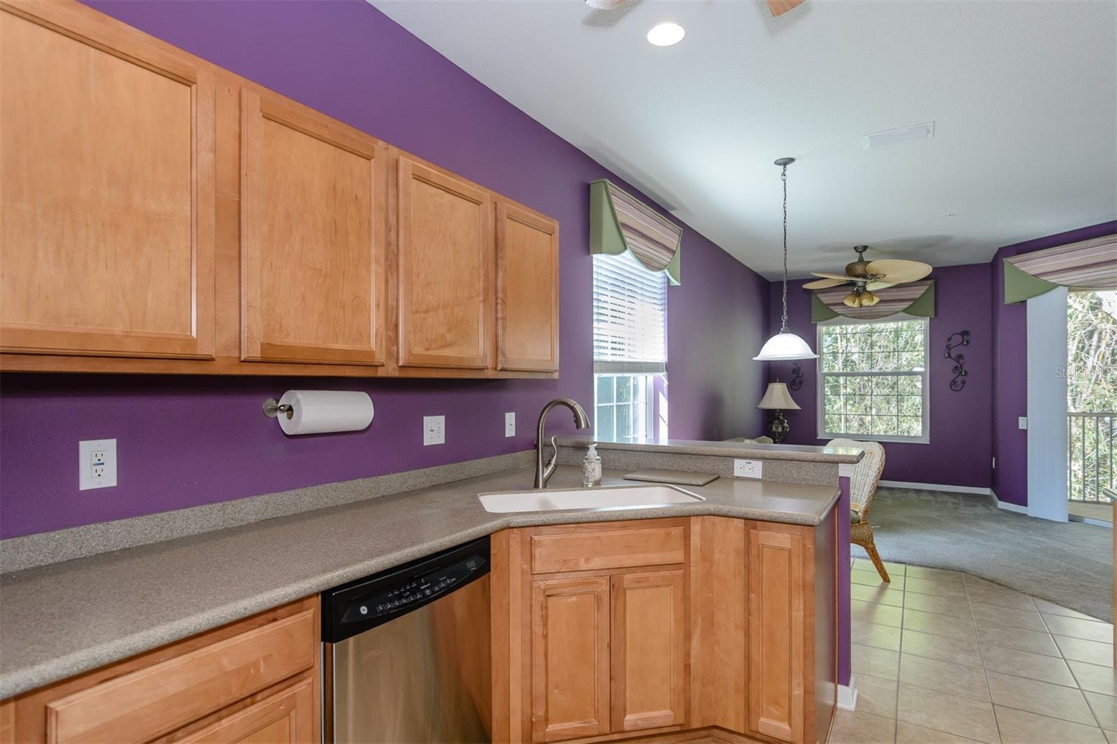 Image 15 of 62 For 870 Lantern Way