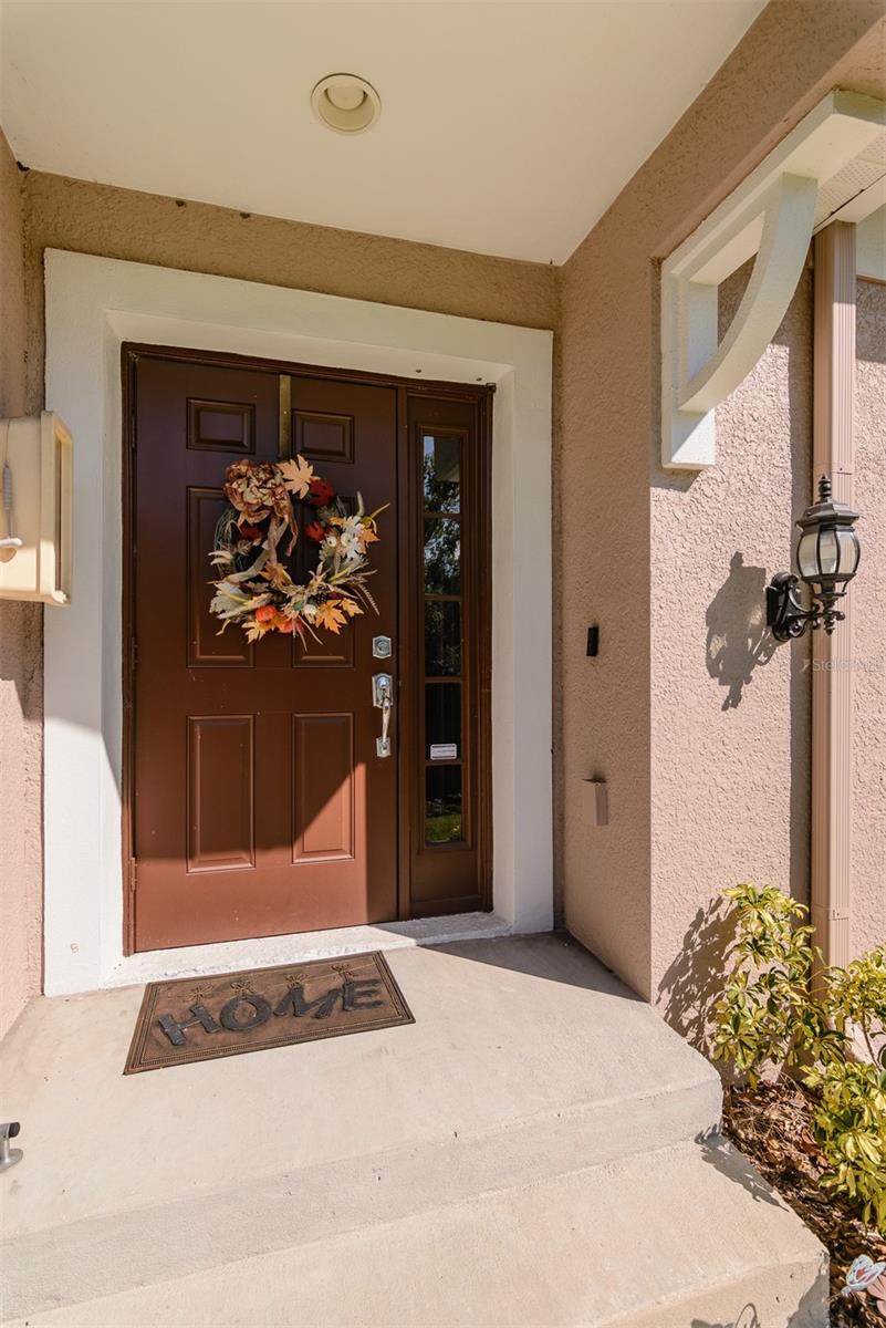 Image 2 of 62 For 870 Lantern Way