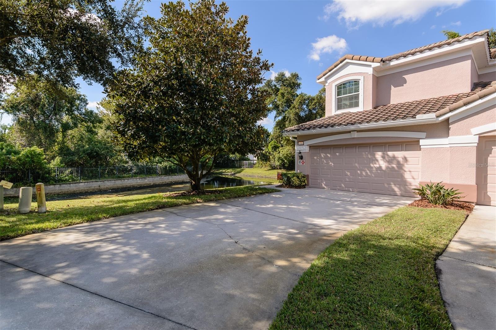 Image 4 of 62 For 870 Lantern Way