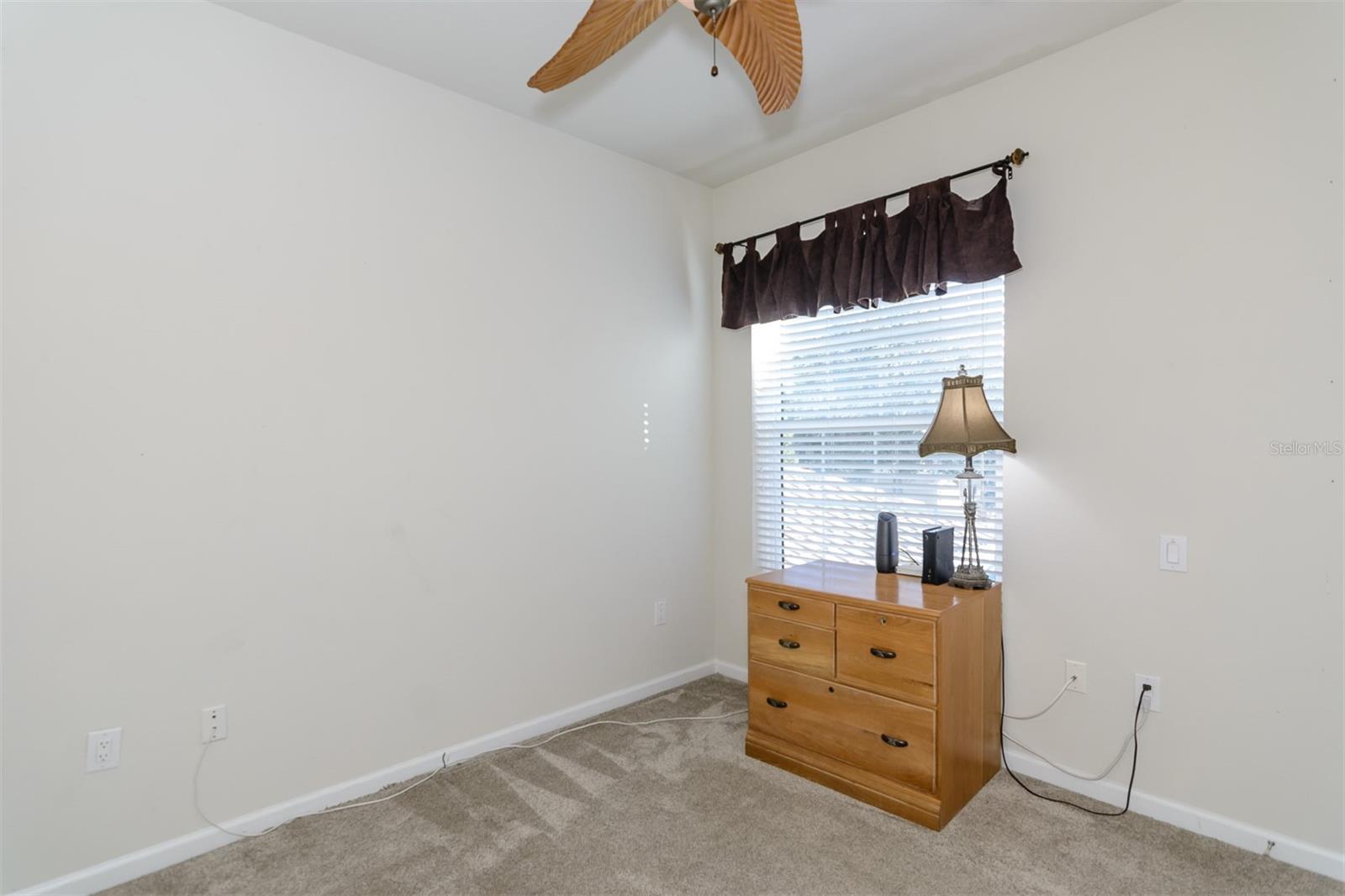 Image 47 of 62 For 870 Lantern Way