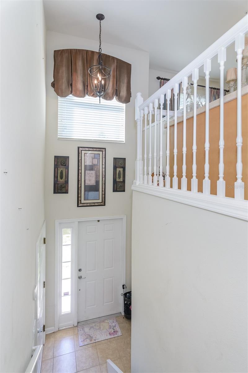 Image 8 of 62 For 870 Lantern Way