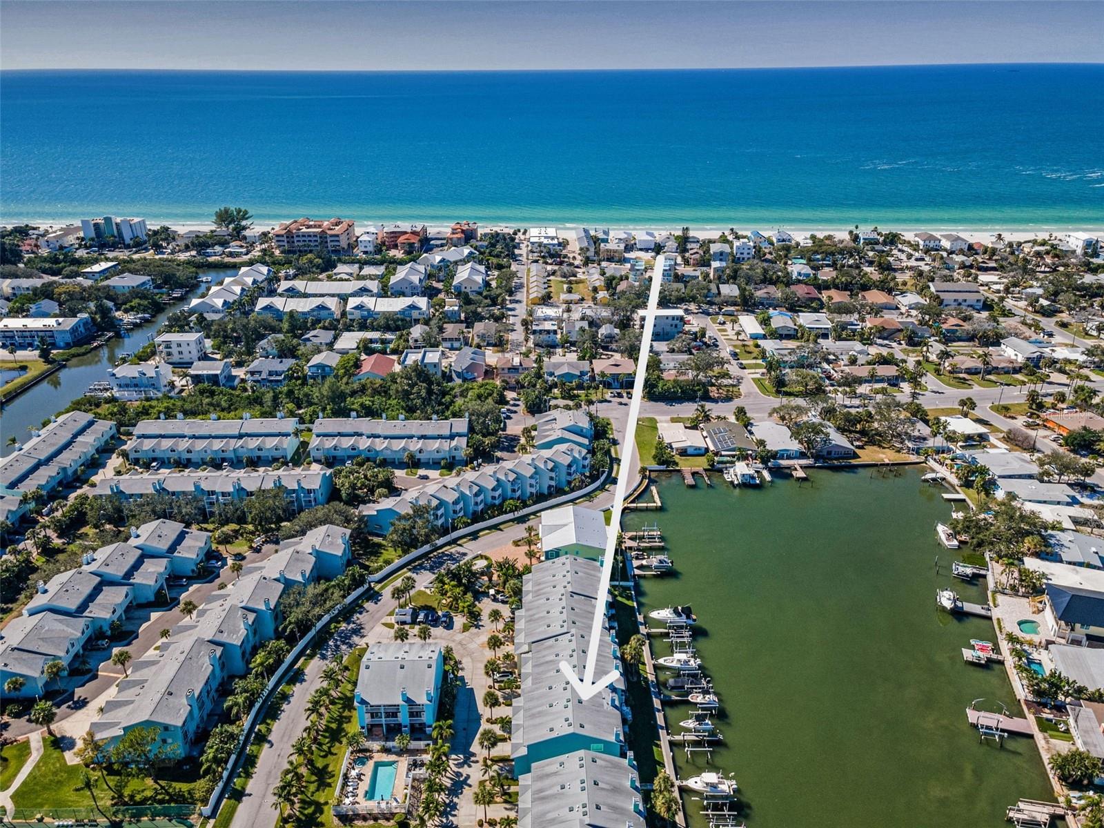 Image 13 of 80 For 122 Marcdale Boulevard