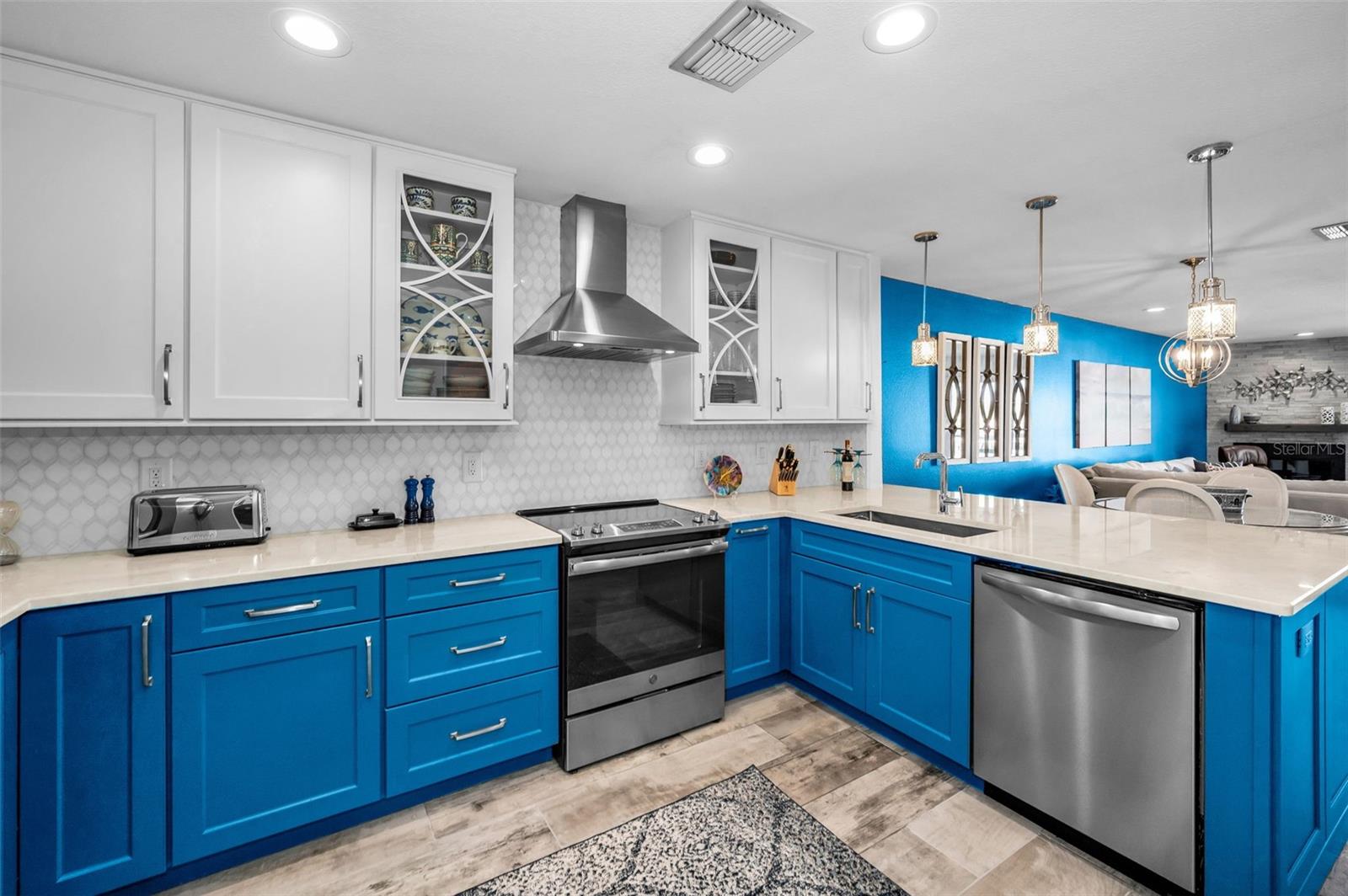 Image 34 of 80 For 122 Marcdale Boulevard