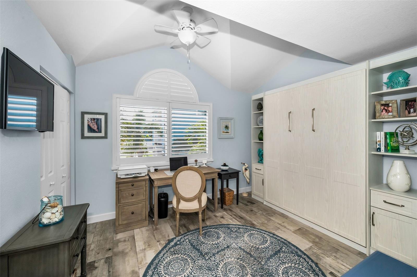 Image 37 of 80 For 122 Marcdale Boulevard