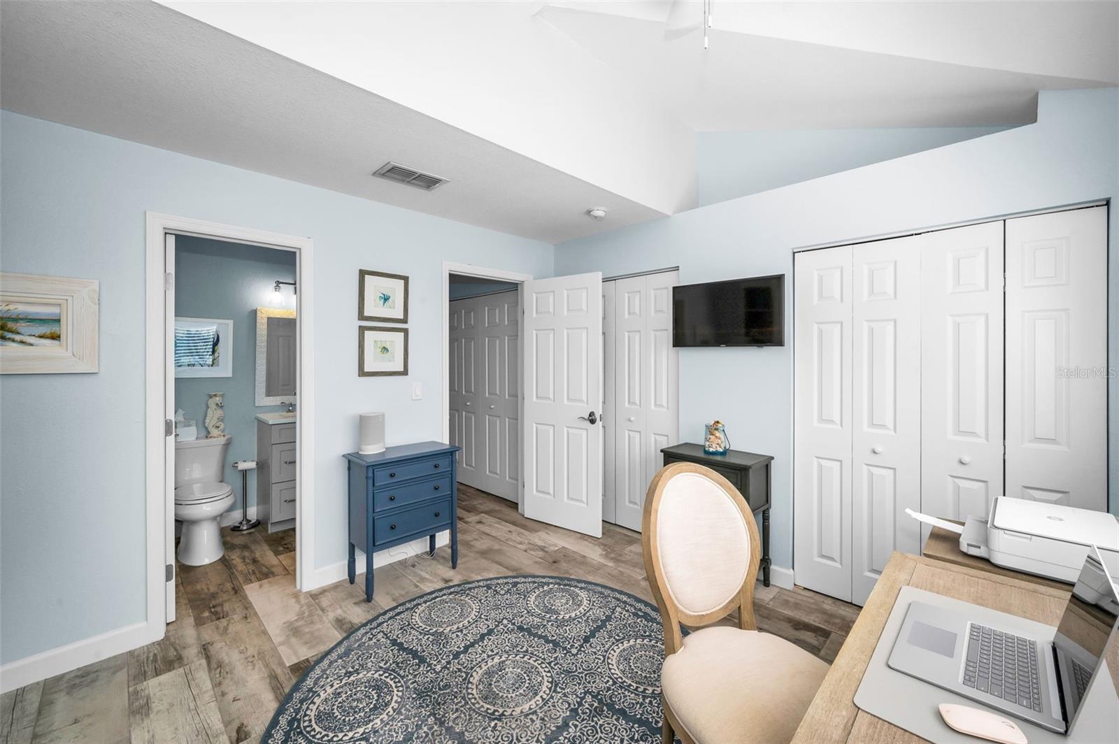 Image 38 of 80 For 122 Marcdale Boulevard