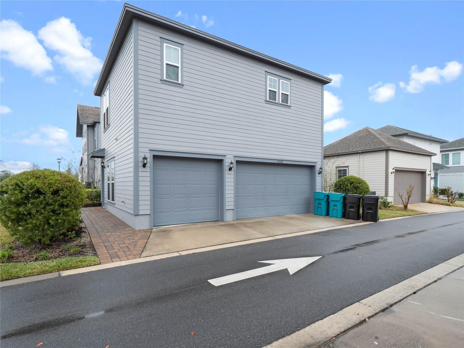 Image 40 of 49 For 13402 Stoddart Avenue