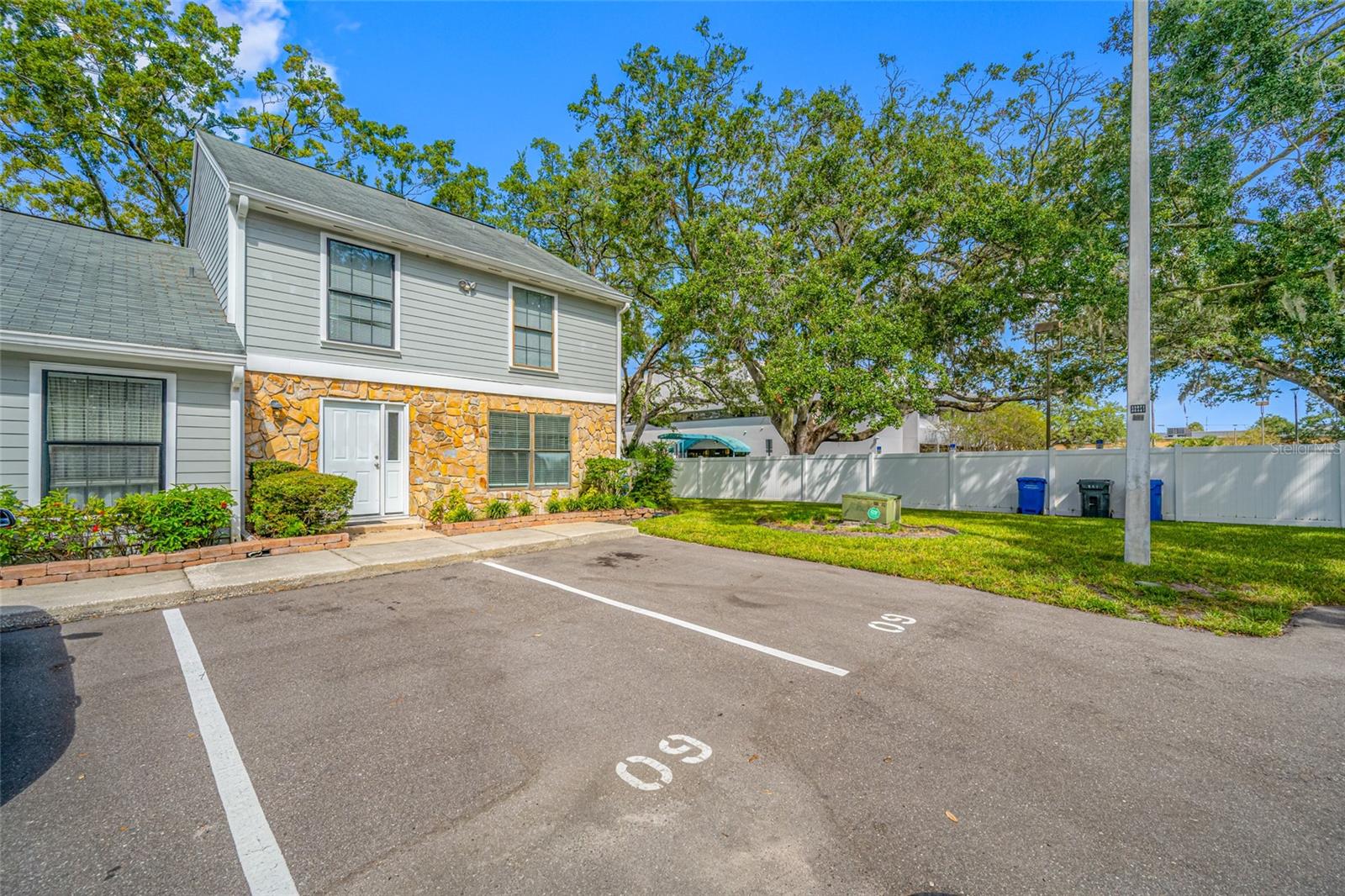 Image 3 of 47 For 14809 Winding Creek Court