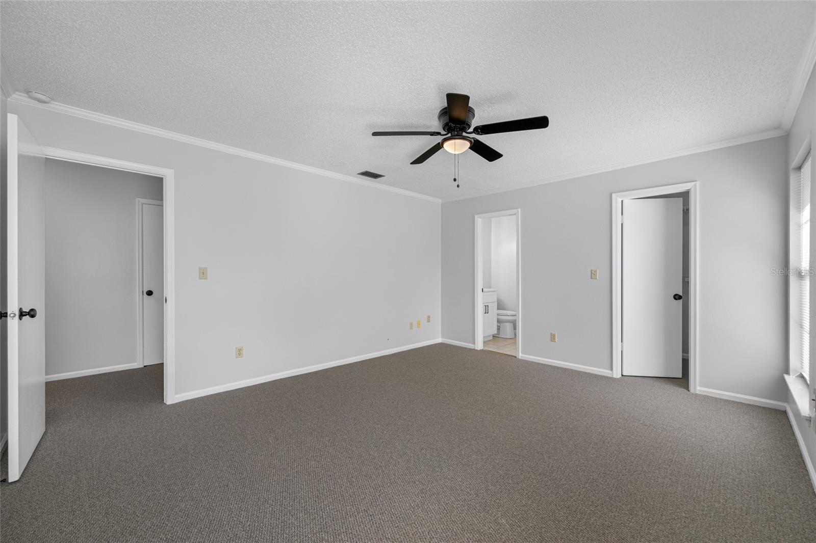 Image 30 of 47 For 14809 Winding Creek Court