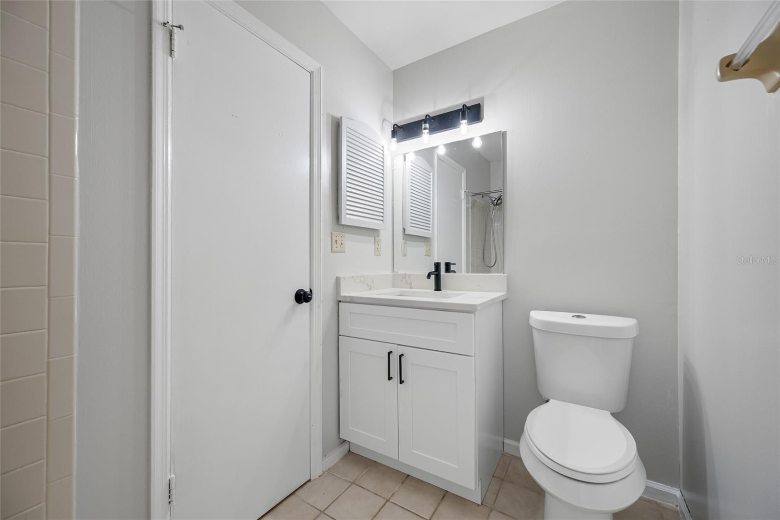 Image 32 of 47 For 14809 Winding Creek Court