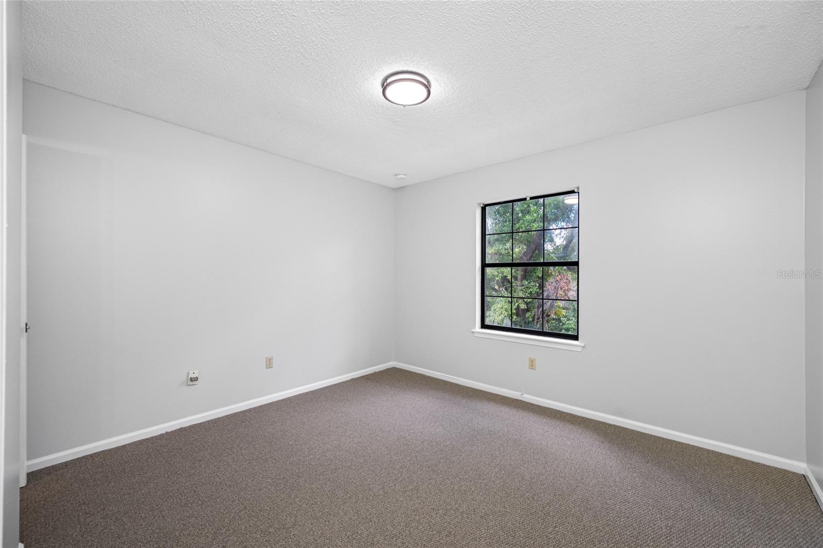 Image 35 of 47 For 14809 Winding Creek Court