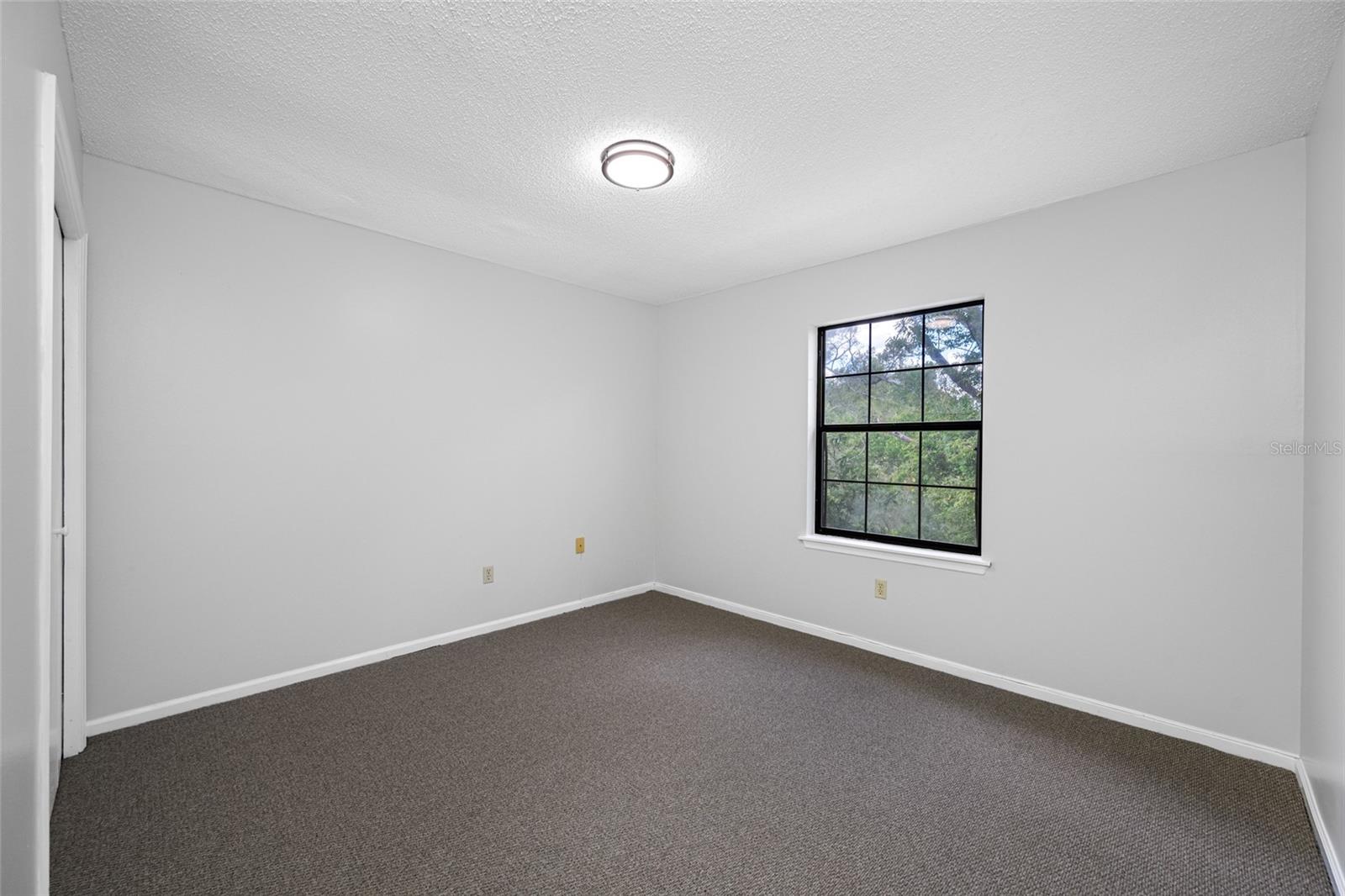 Image 36 of 47 For 14809 Winding Creek Court