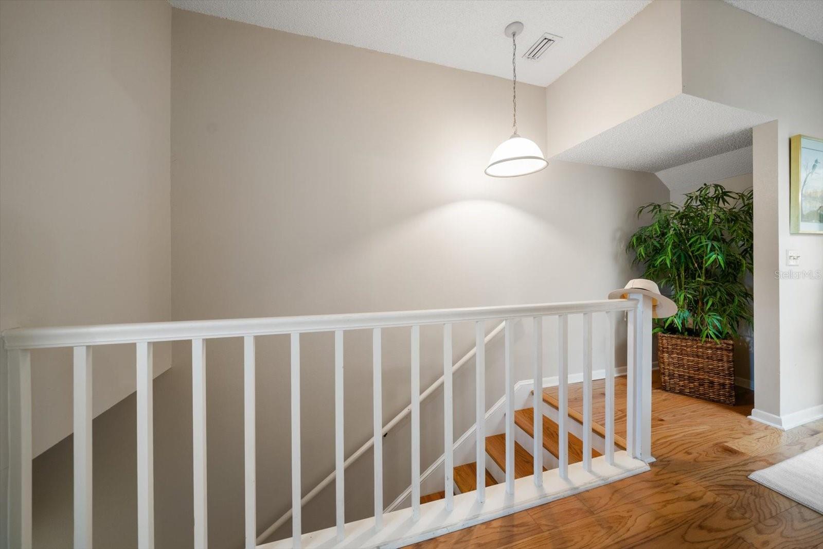 Image 33 of 58 For 320 Island Way 105