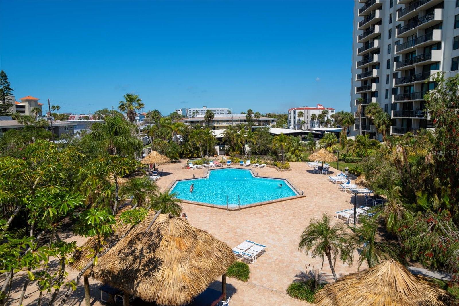 Image 46 of 58 For 320 Island Way 105