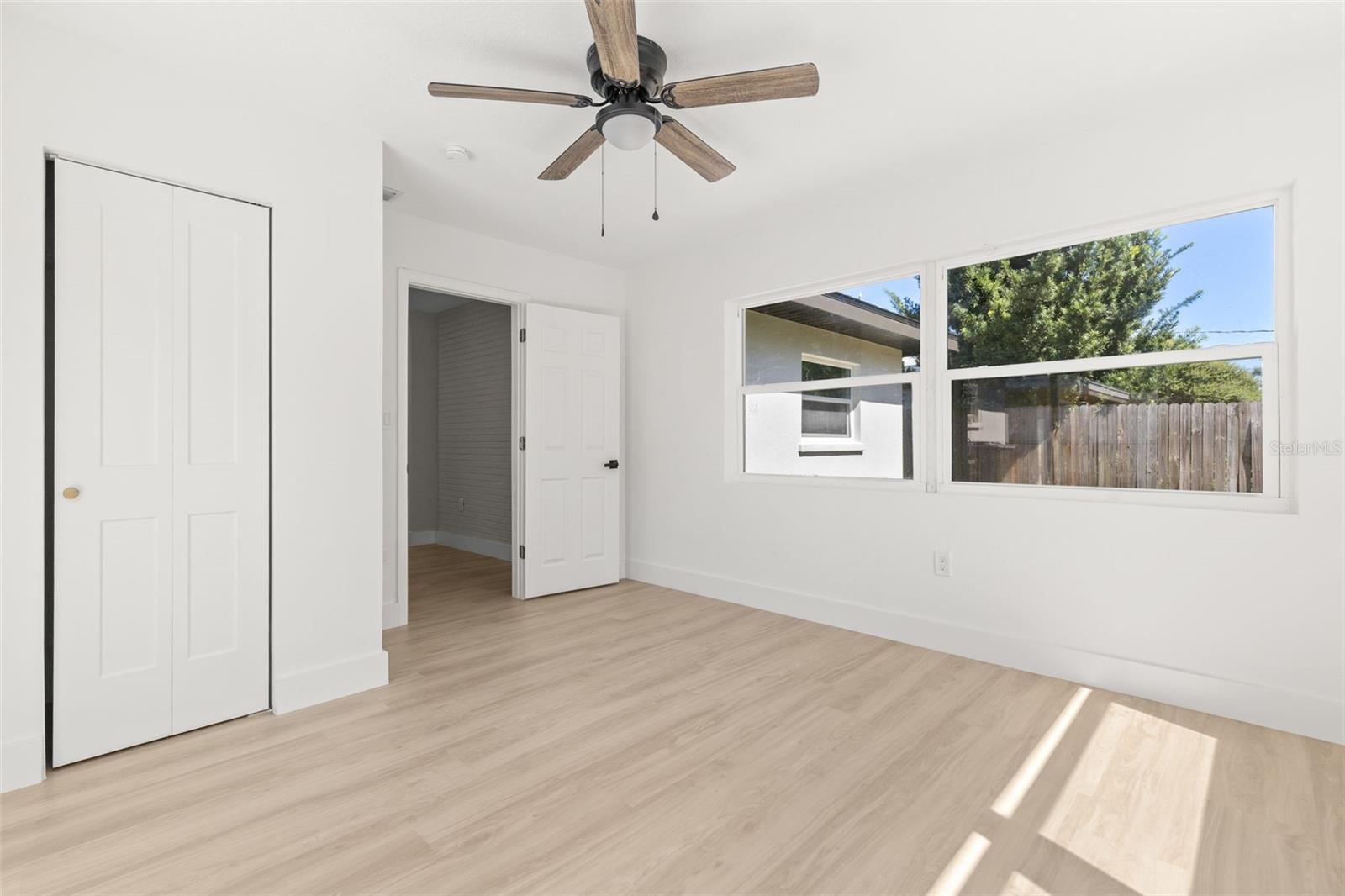 Image 13 of 35 For 6326 7th Avenue S