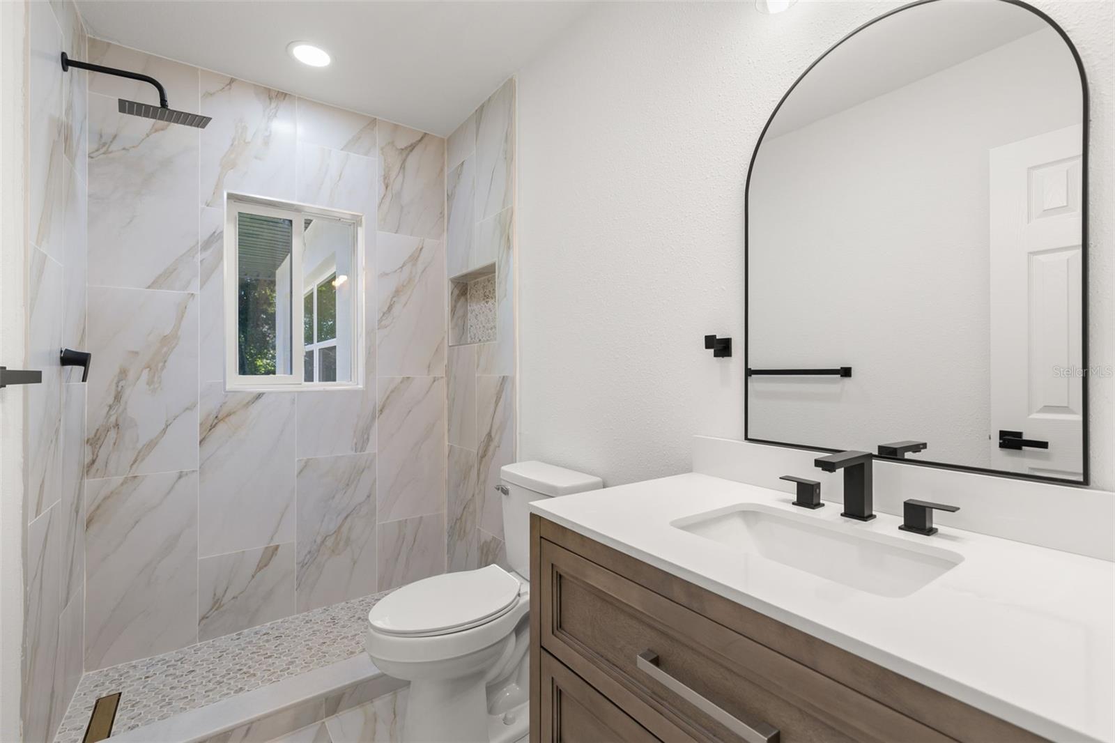 Image 20 of 35 For 6326 7th Avenue S