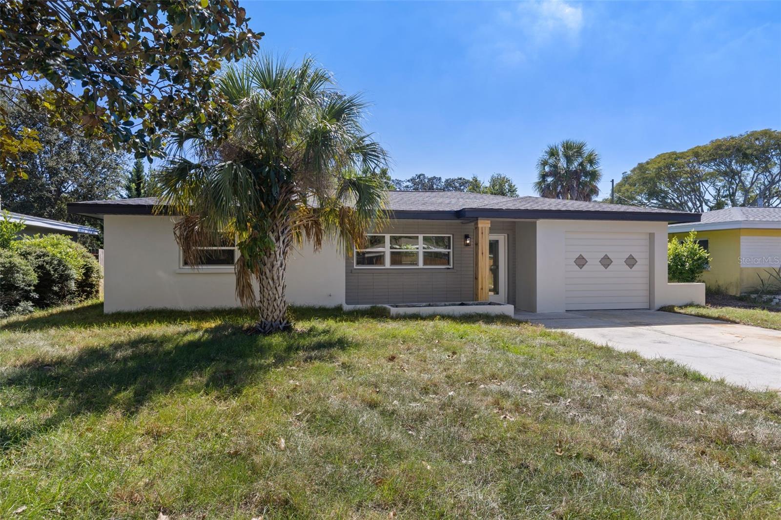 Image 3 of 35 For 6326 7th Avenue S