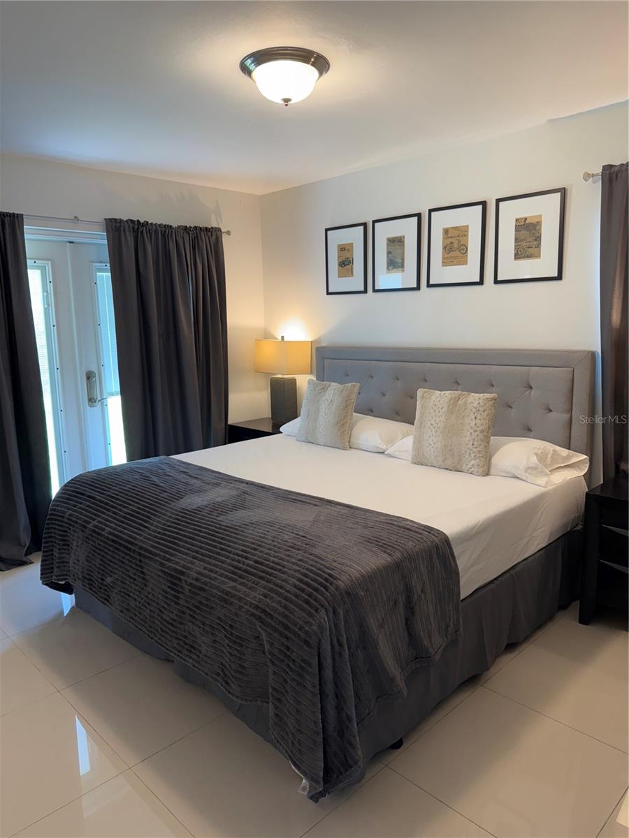 Image 11 of 34 For 3959 Eton Place