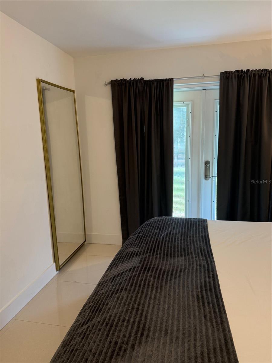 Image 12 of 34 For 3959 Eton Place