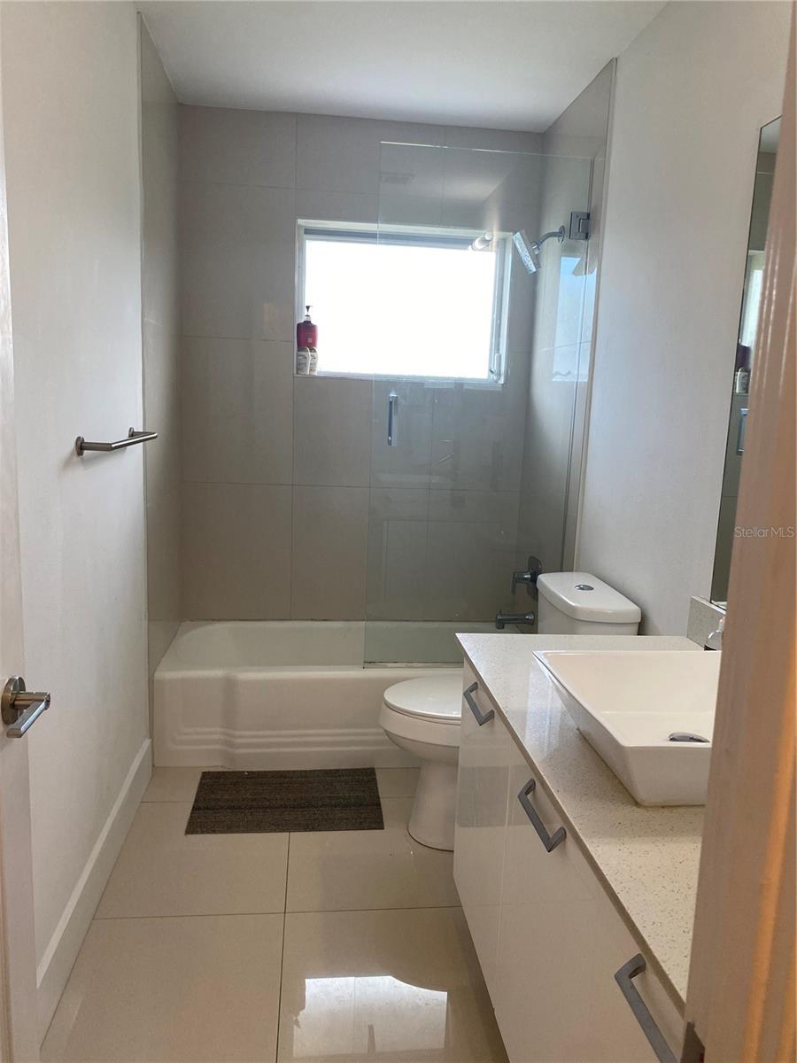 Image 21 of 34 For 3959 Eton Place