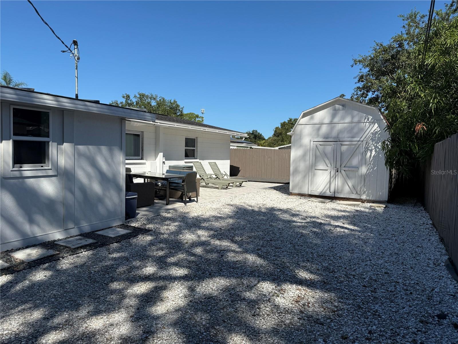 Image 22 of 34 For 3959 Eton Place