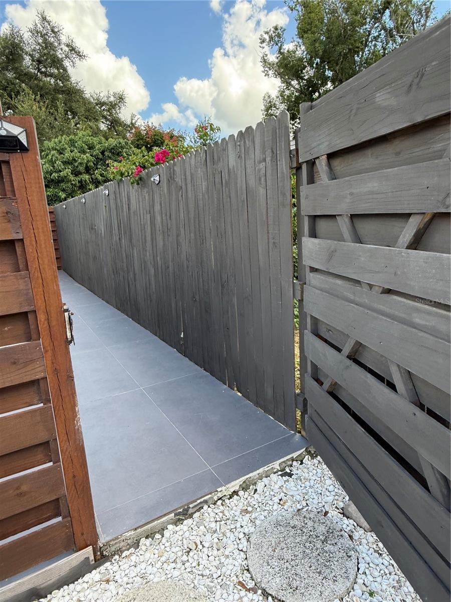 Image 27 of 34 For 3959 Eton Place