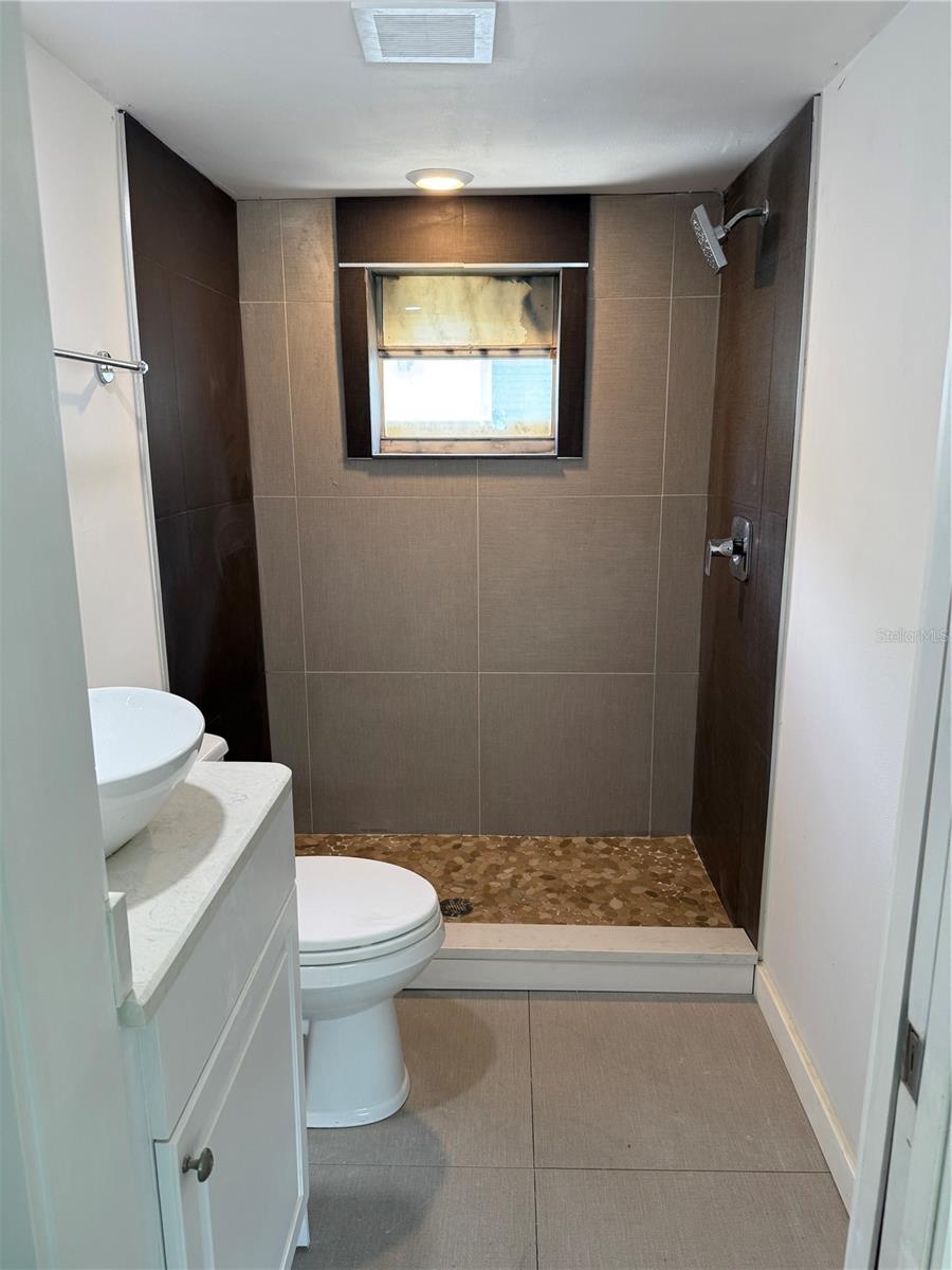 Image 28 of 34 For 3959 Eton Place