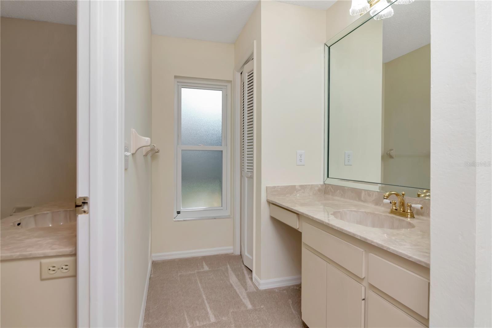 Image 17 of 36 For 4618 Westford Circle