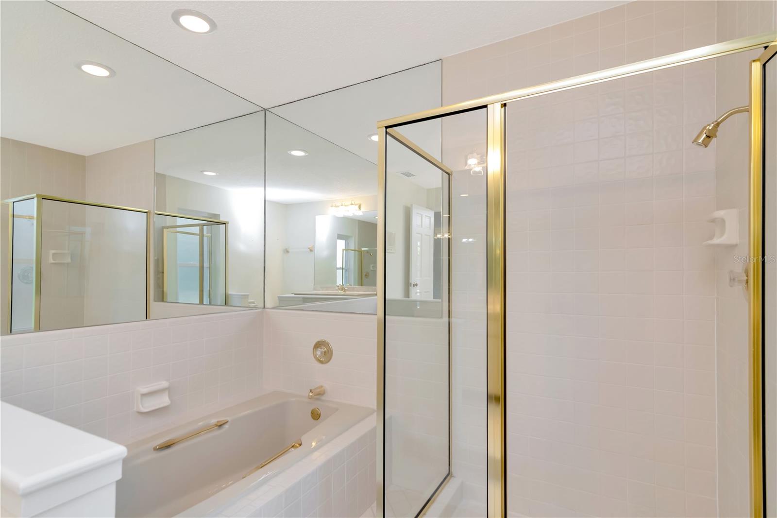 Image 18 of 36 For 4618 Westford Circle