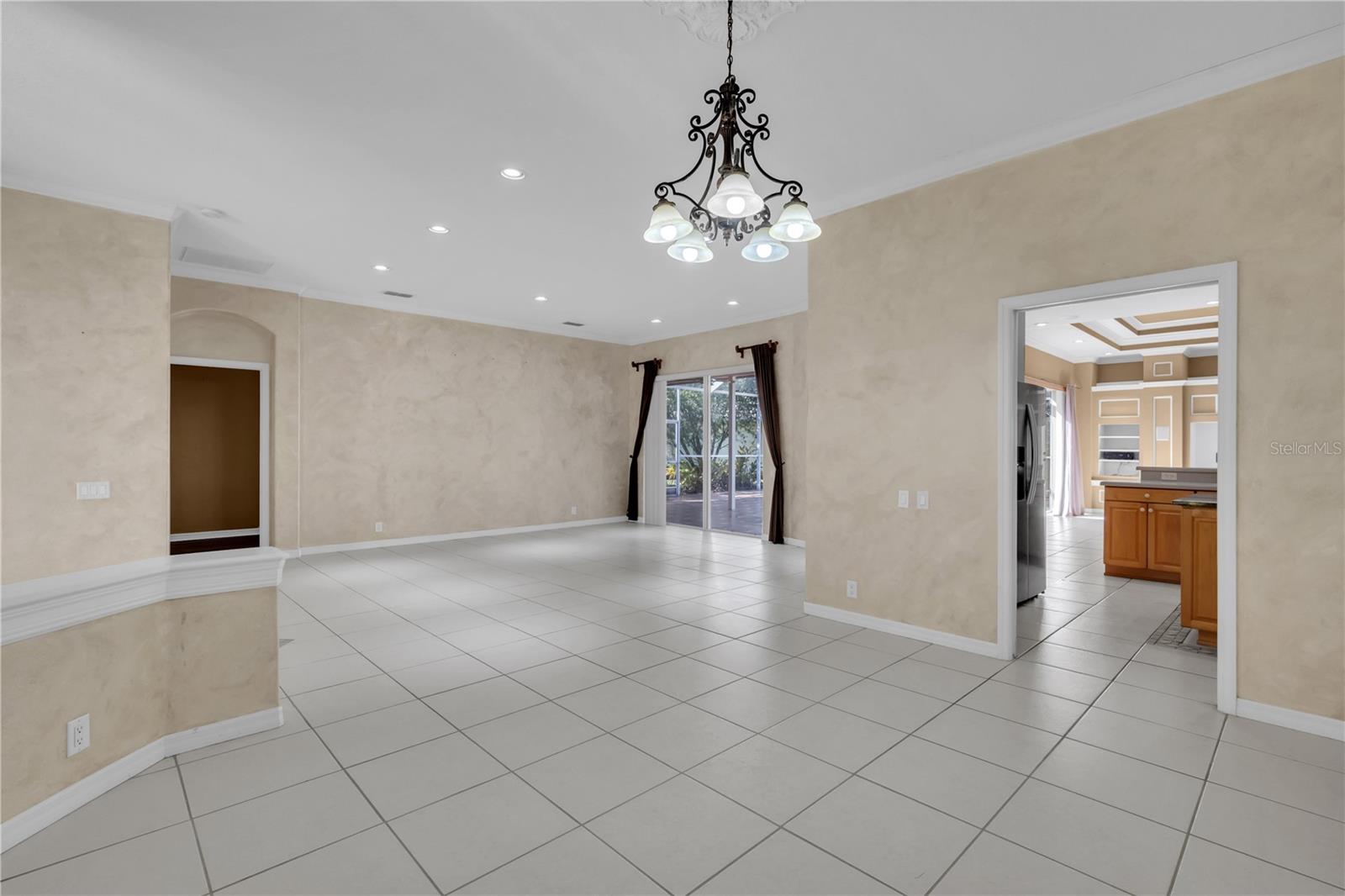 Image 19 of 57 For 17908 Arbor Greene Drive