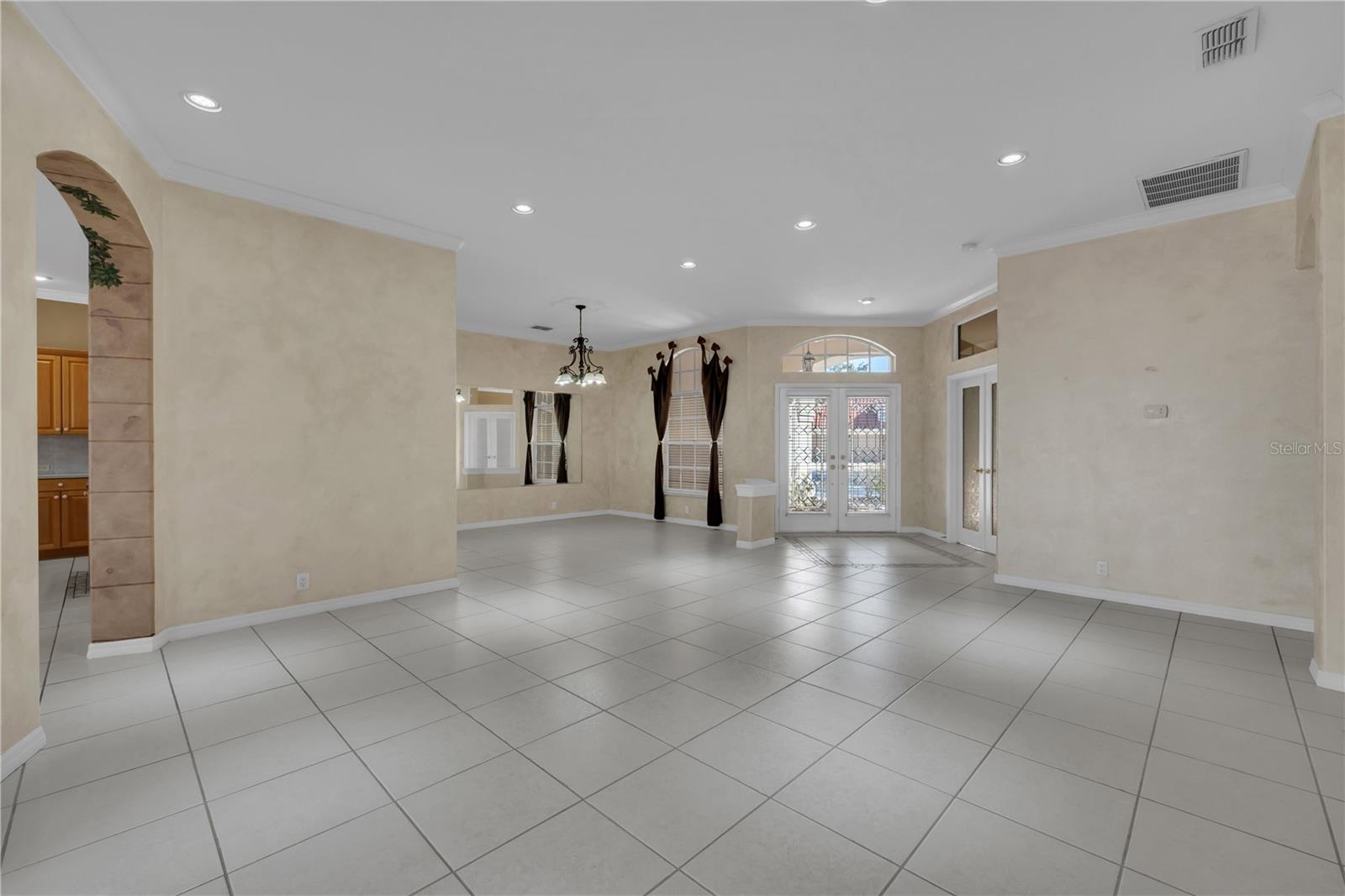 Image 22 of 57 For 17908 Arbor Greene Drive