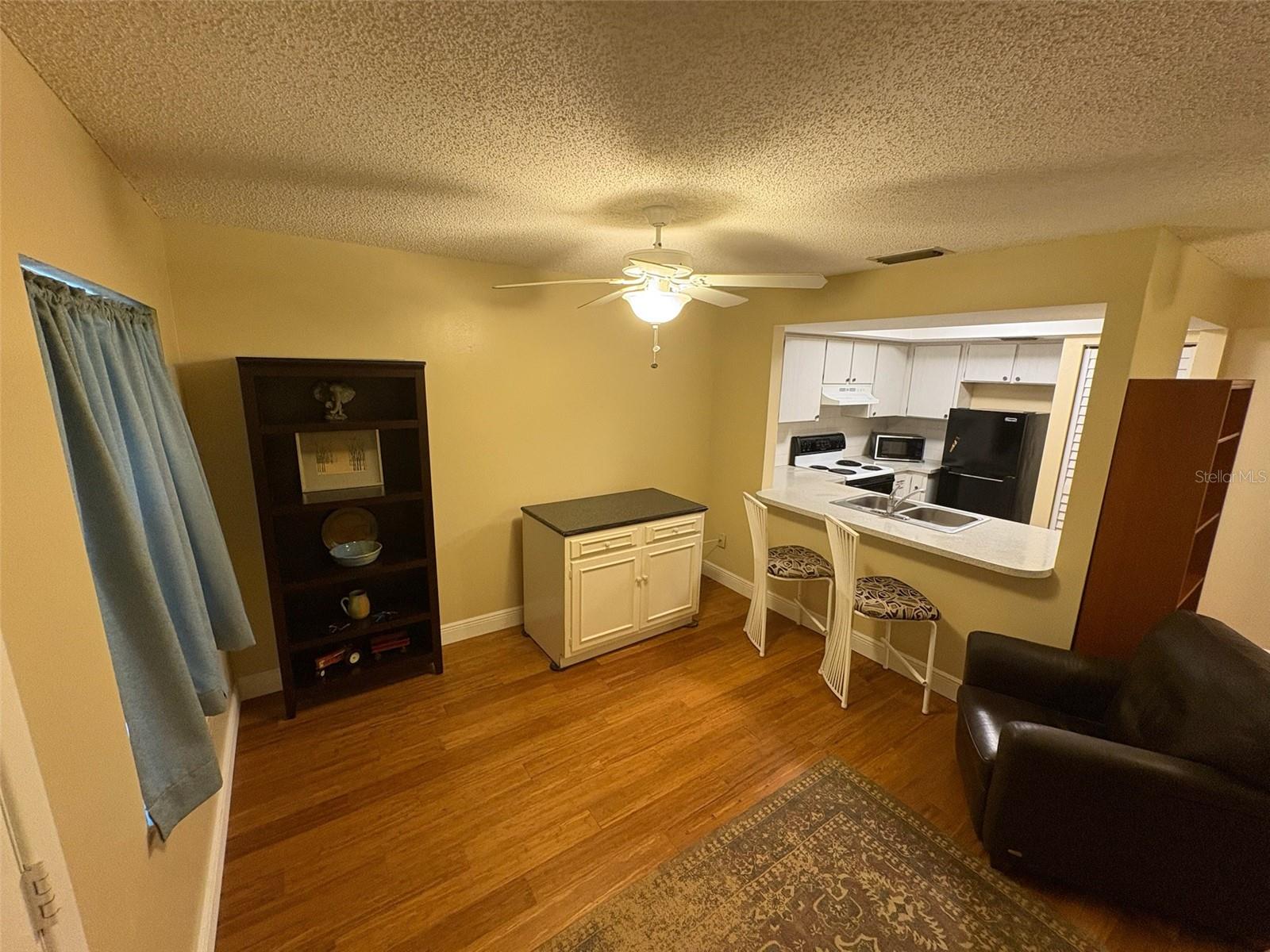 Image 14 of 29 For 1250 Pinellas Avenue 411