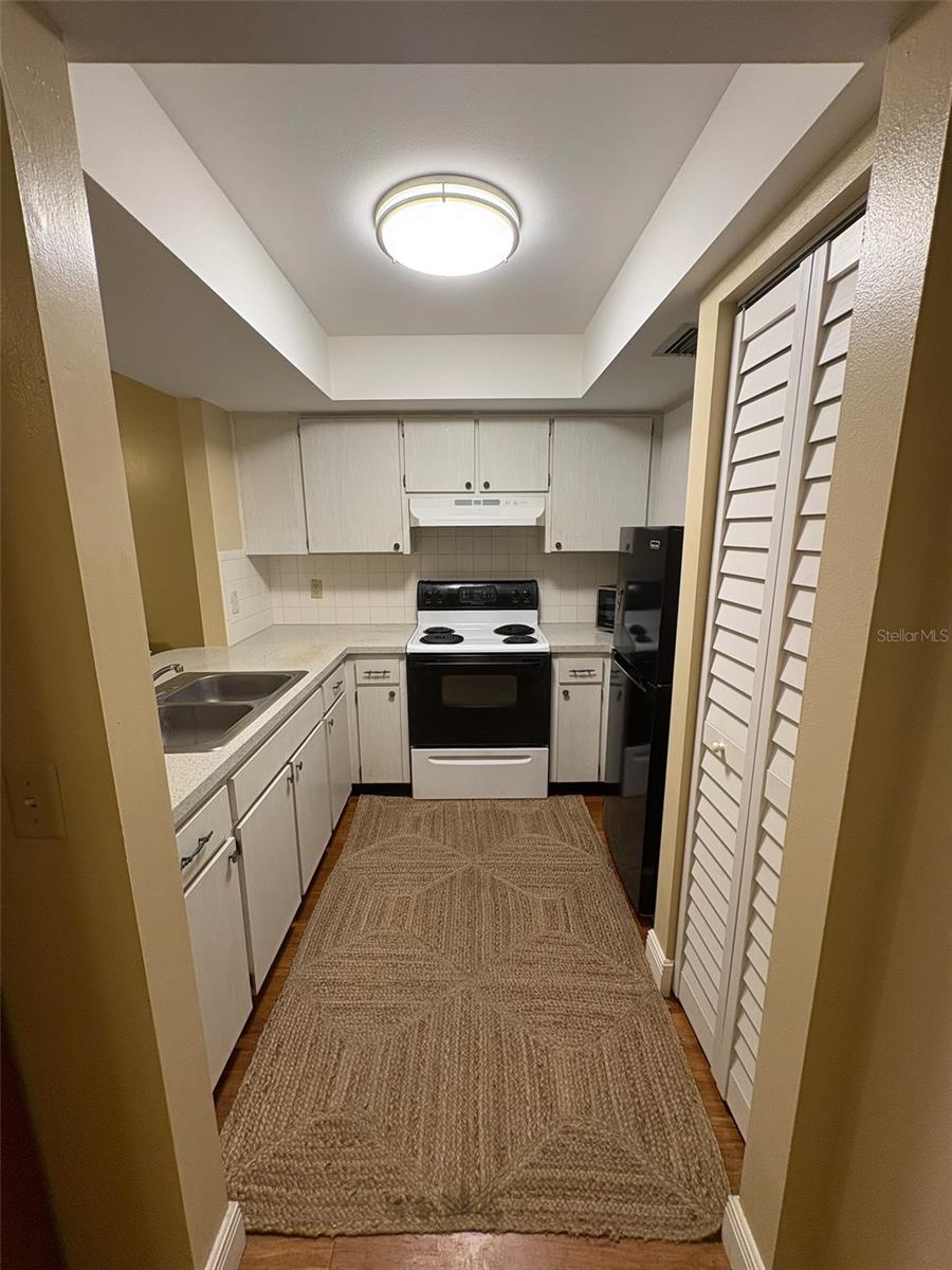 Image 16 of 29 For 1250 Pinellas Avenue 411