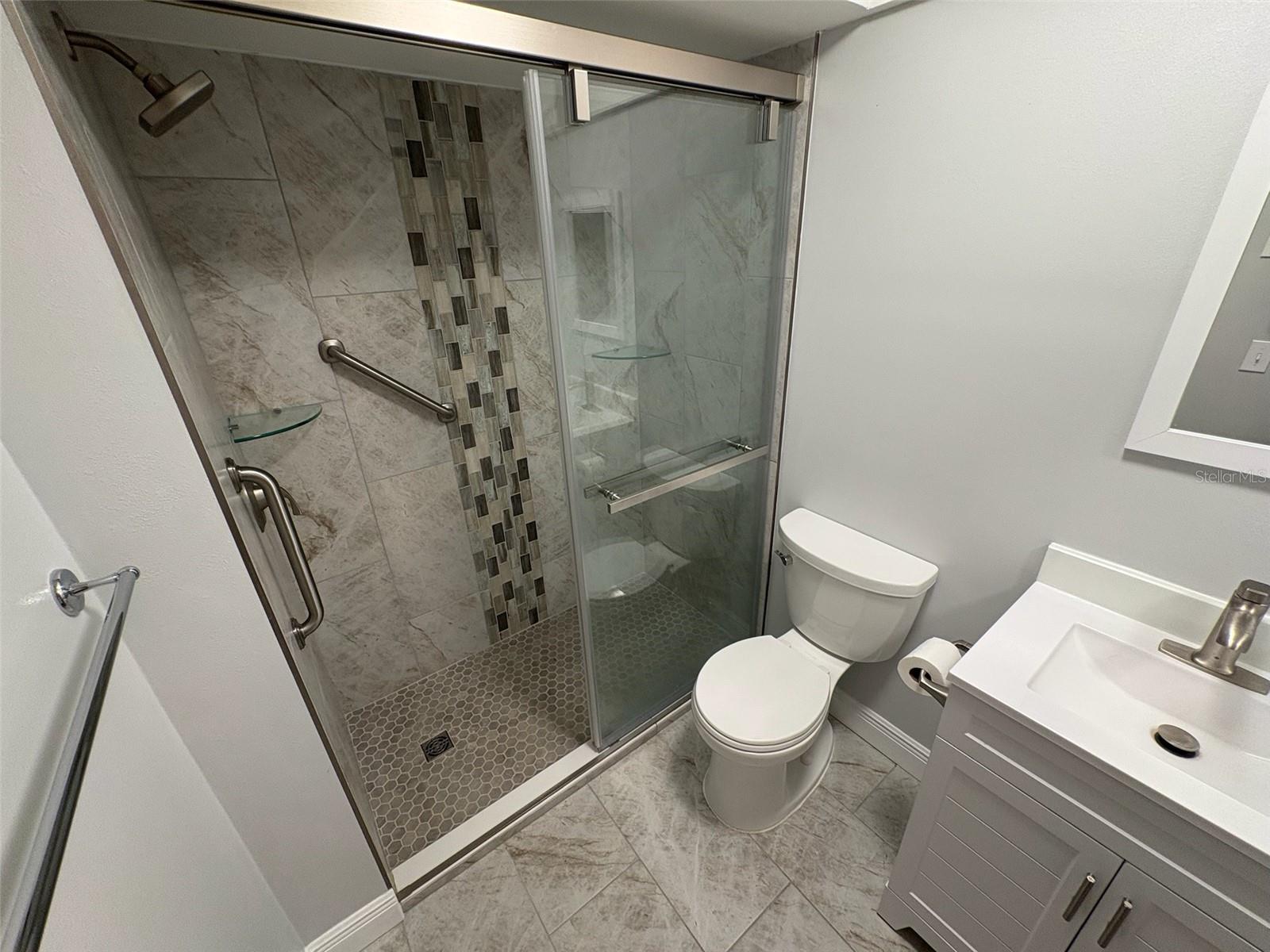 Image 27 of 29 For 1250 Pinellas Avenue 411