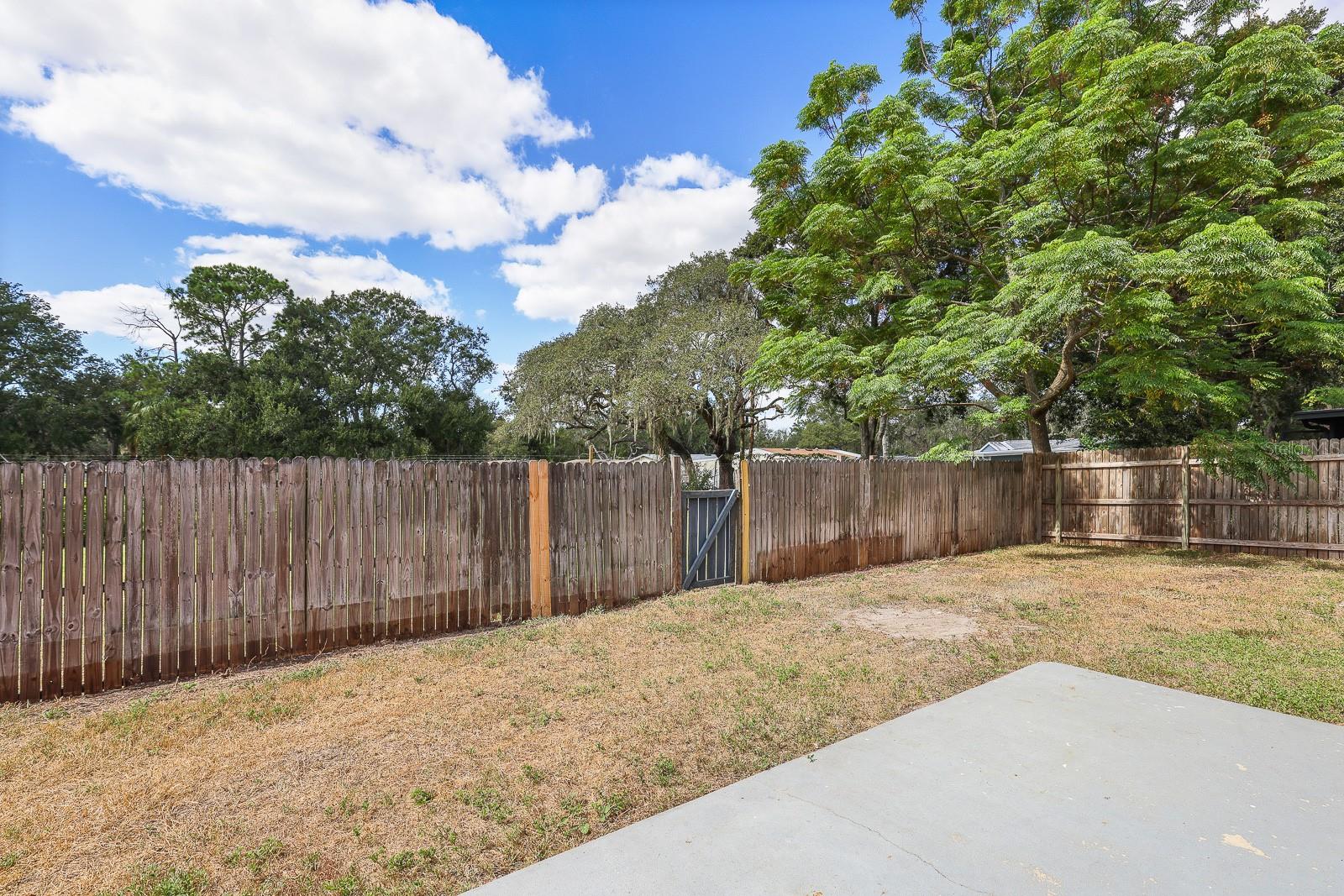 Image 23 of 26 For 10223 Allenwood Drive