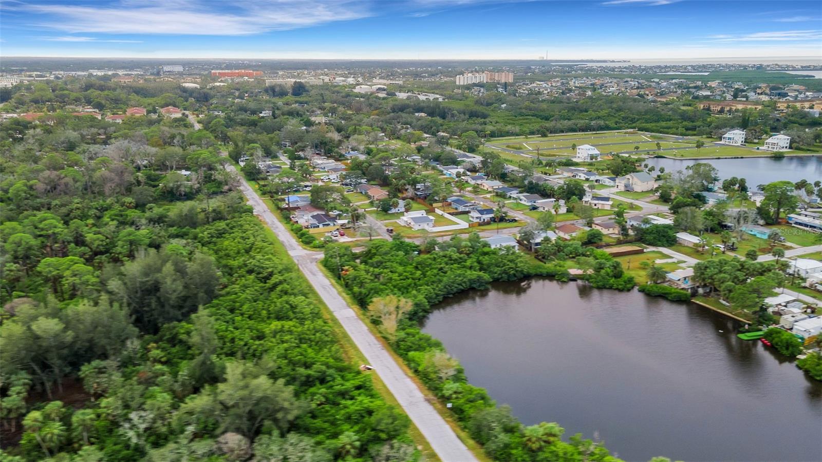 Image 10 of 21 For 4935 Largo Terrace