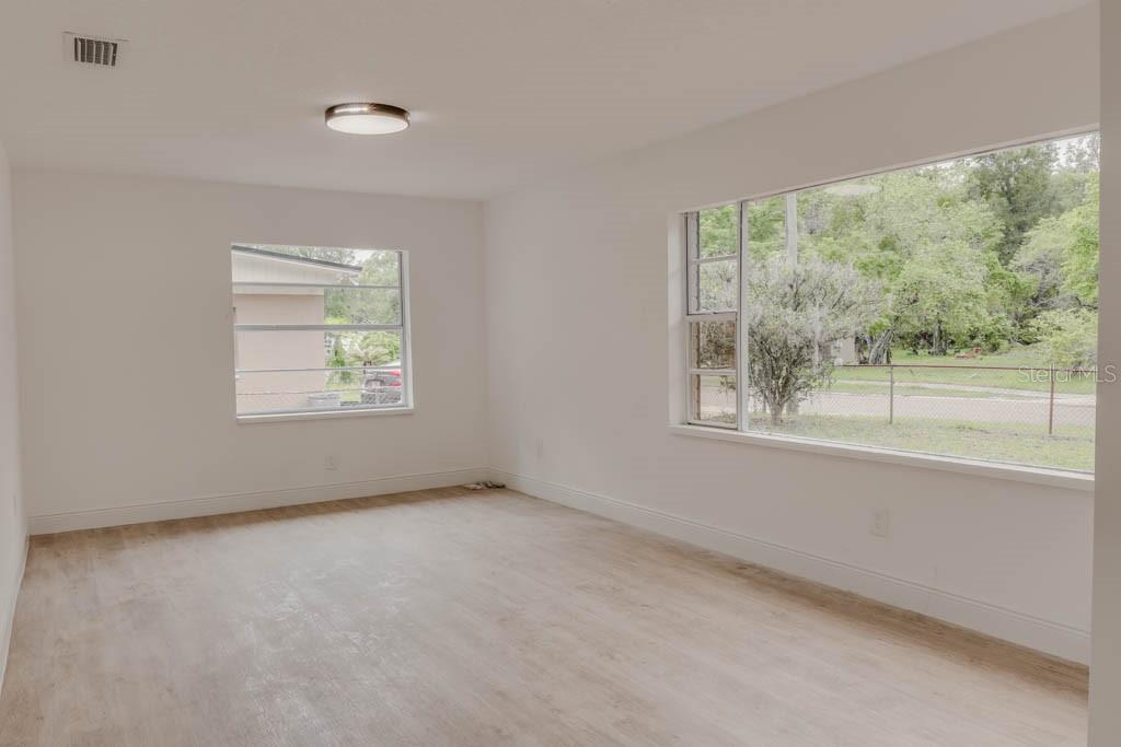 Image 4 of 9 For 1255 Pine Street