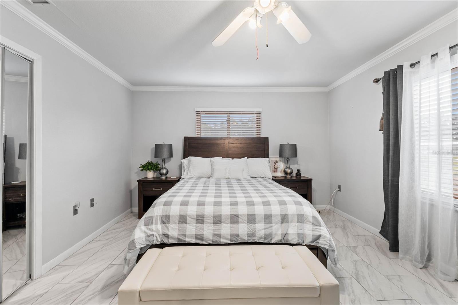 Image 44 of 62 For 3437 Oakview Drive