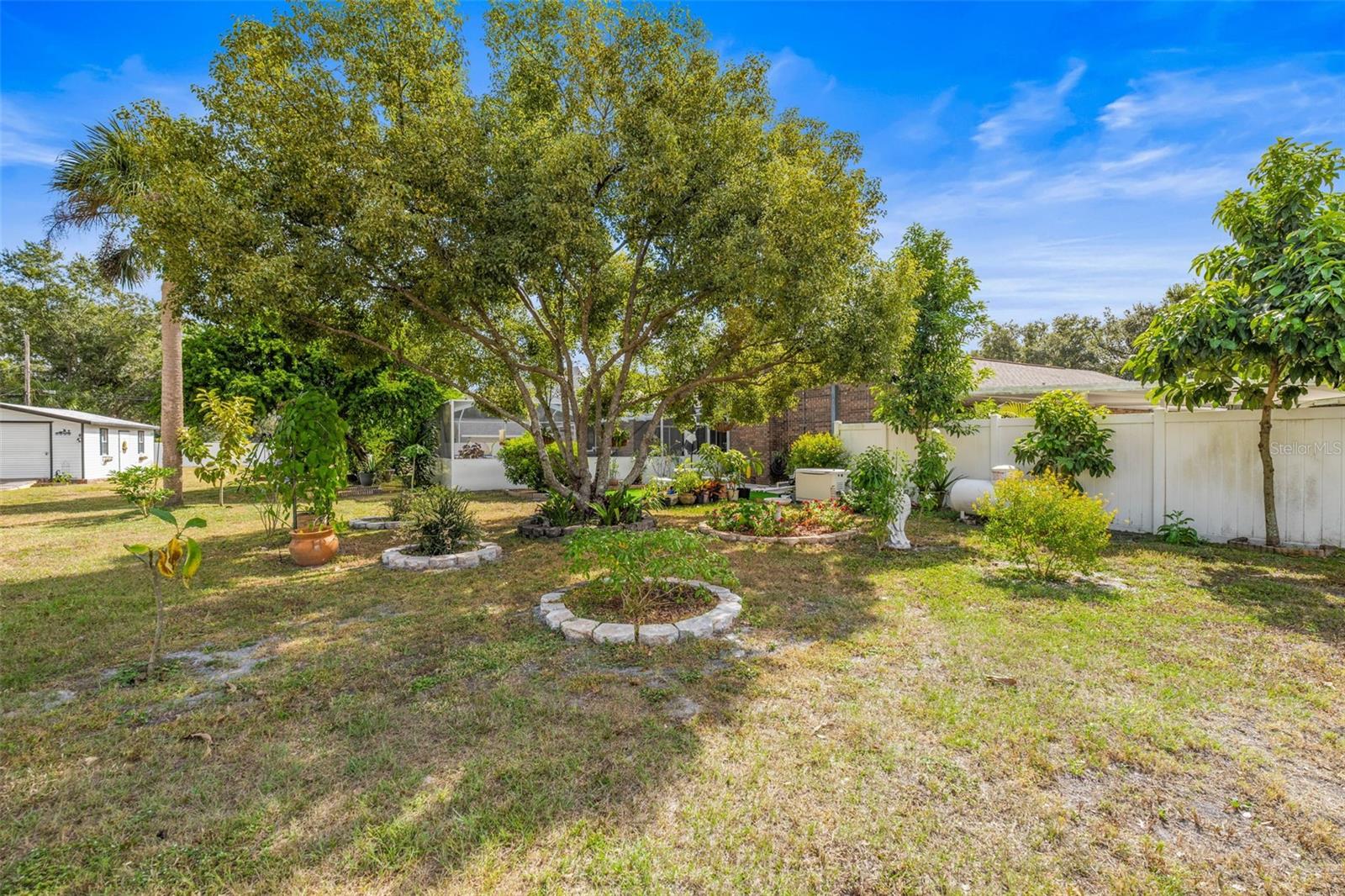 Image 61 of 62 For 3437 Oakview Drive