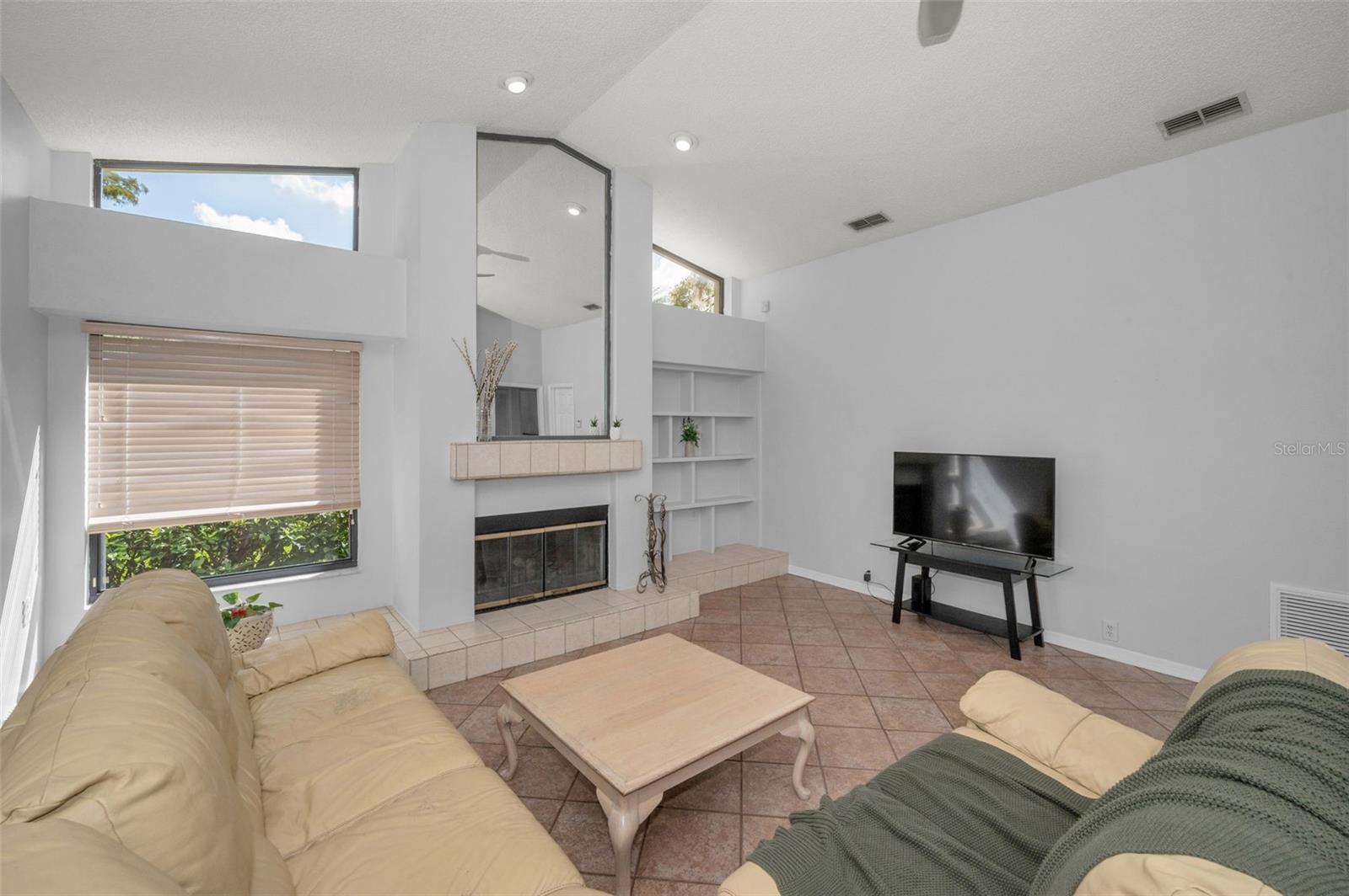 Image 26 of 60 For 3351 Jadewood Circle