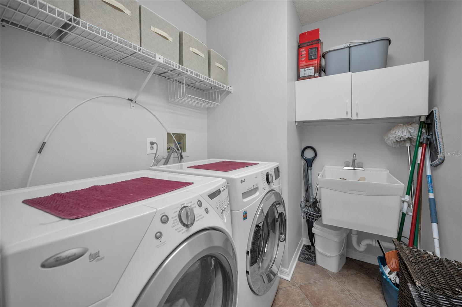 Image 37 of 60 For 3351 Jadewood Circle