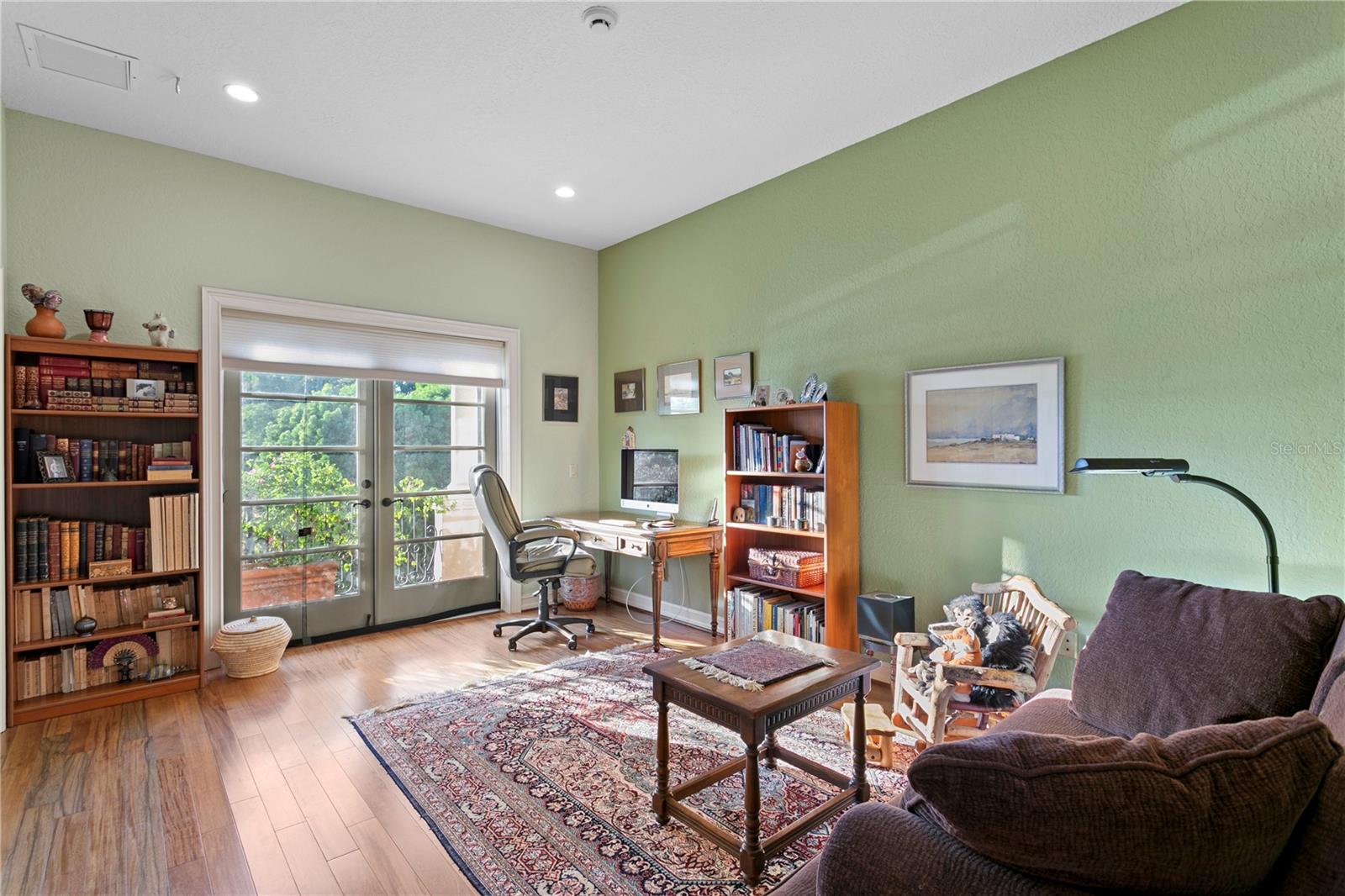 Image 44 of 80 For 4803 Woodmere Road