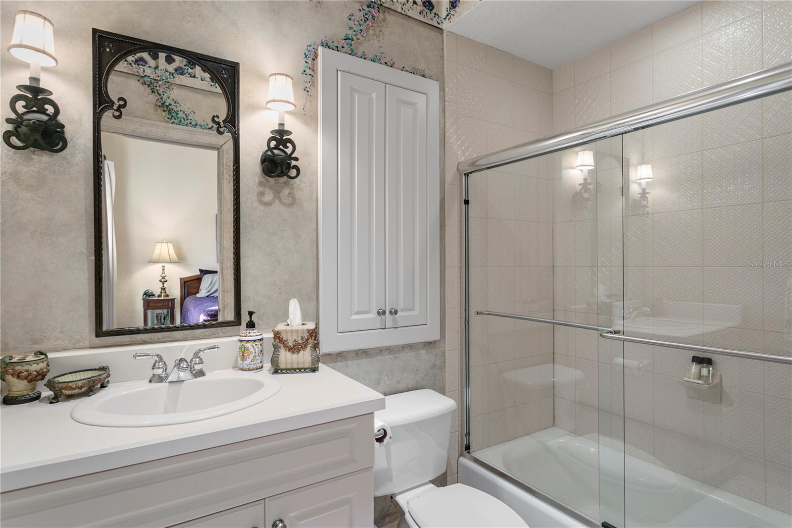 Image 53 of 80 For 4803 Woodmere Road