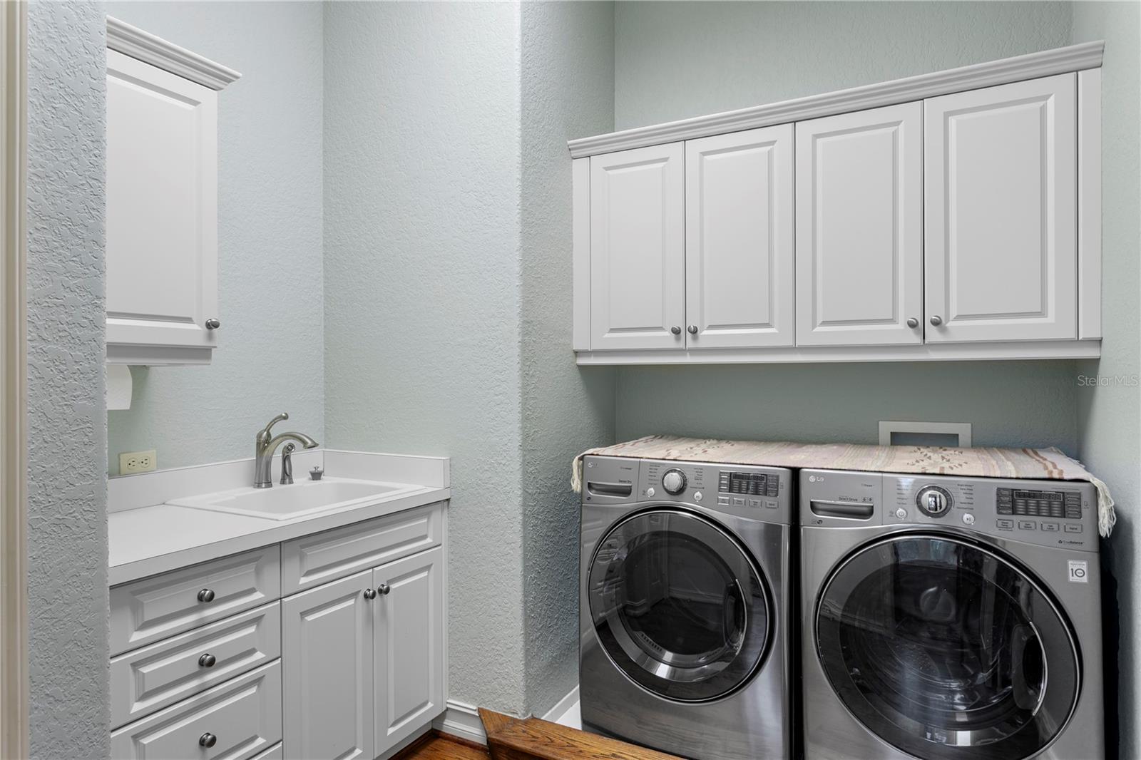 Image 54 of 80 For 4803 Woodmere Road