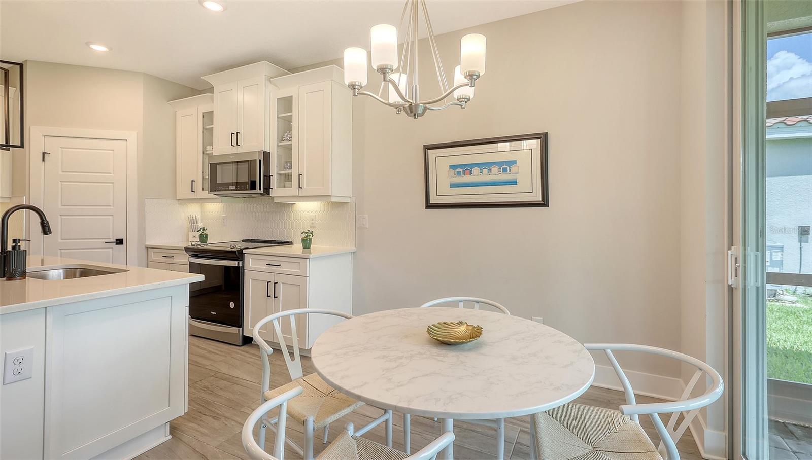 Image 10 of 93 For 491 Daylily Boulevard