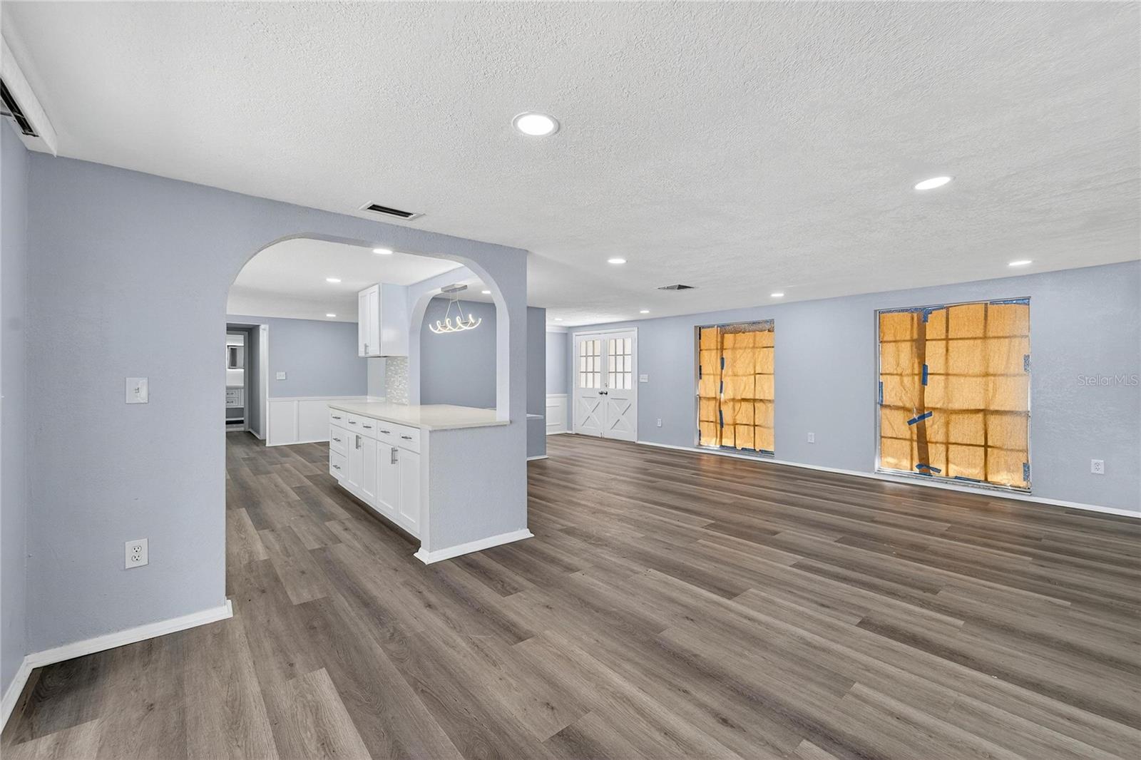 Image 13 of 62 For 8707 Mill Creek Lane E