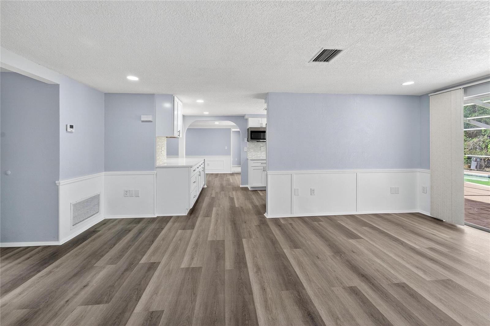 Image 15 of 62 For 8707 Mill Creek Lane E