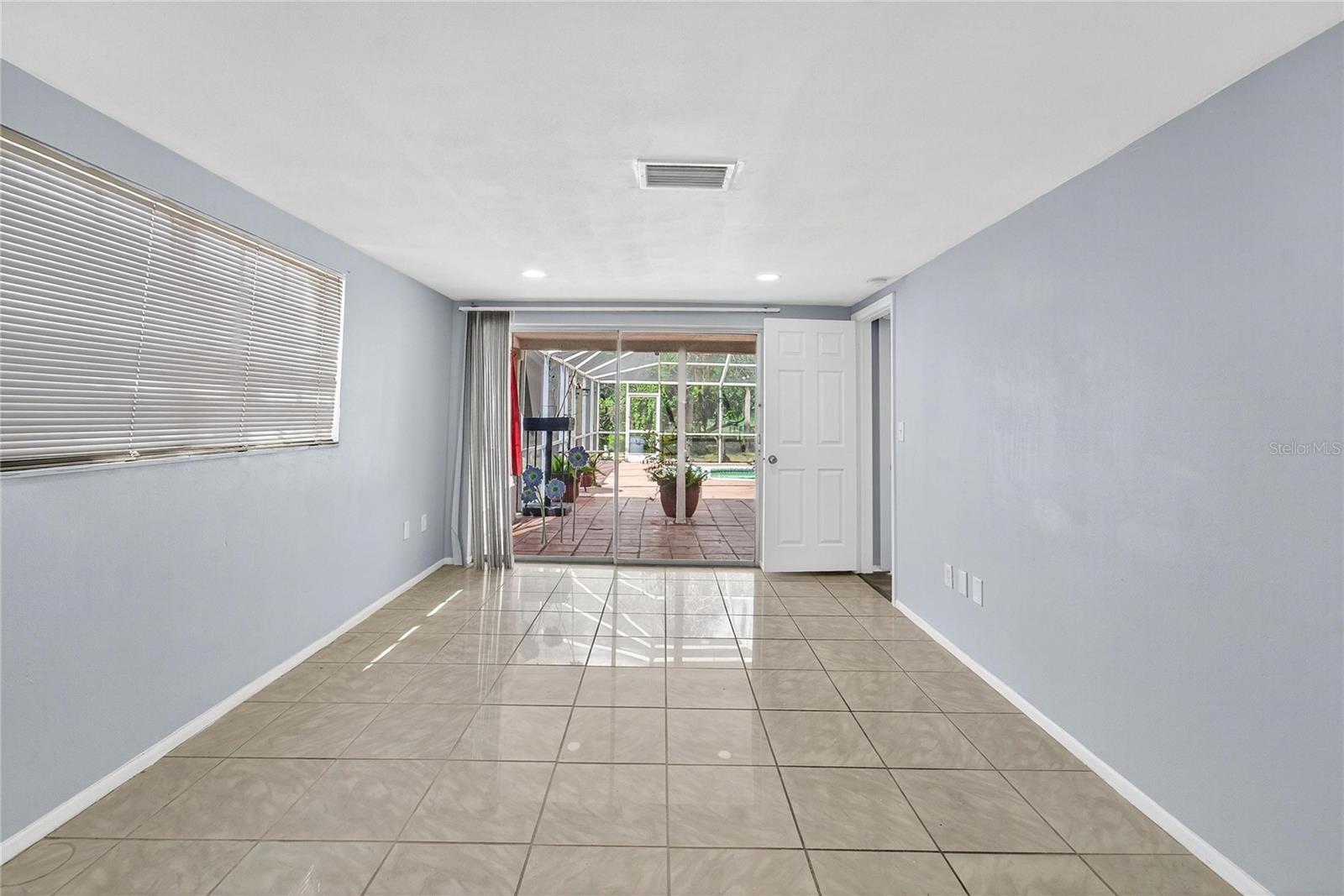 Image 26 of 62 For 8707 Mill Creek Lane E