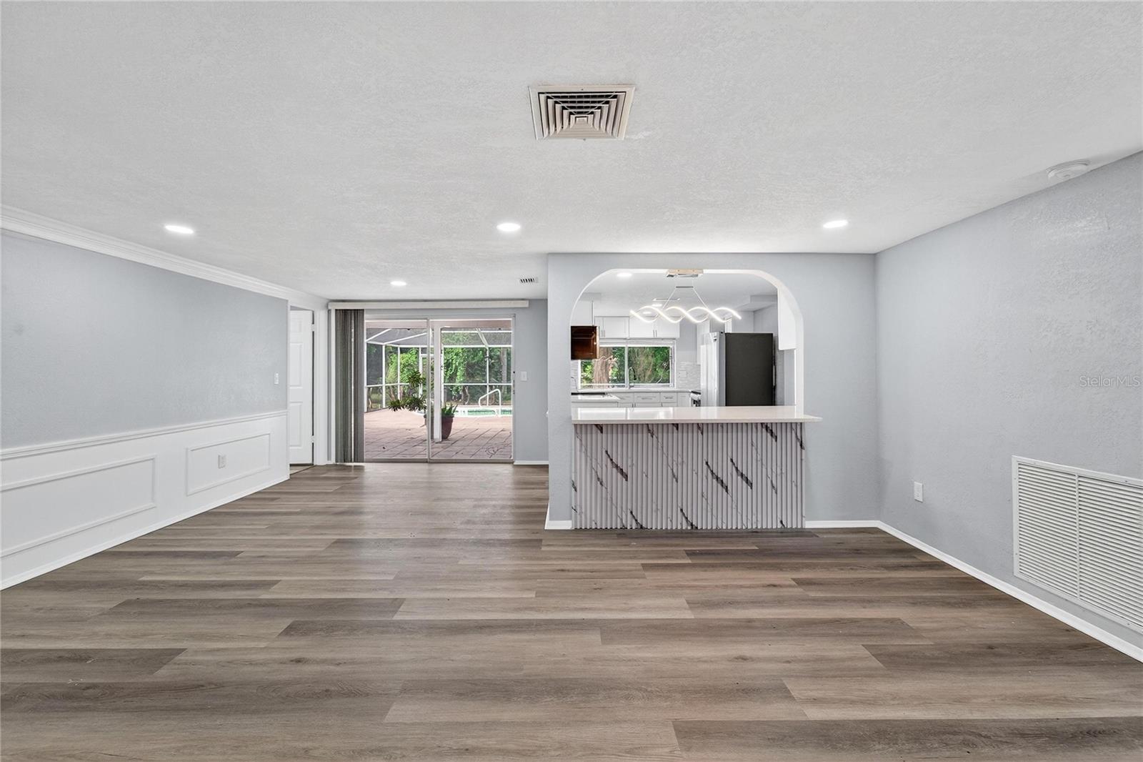 Image 4 of 62 For 8707 Mill Creek Lane E