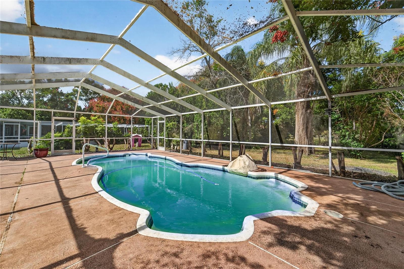 Image 43 of 62 For 8707 Mill Creek Lane E