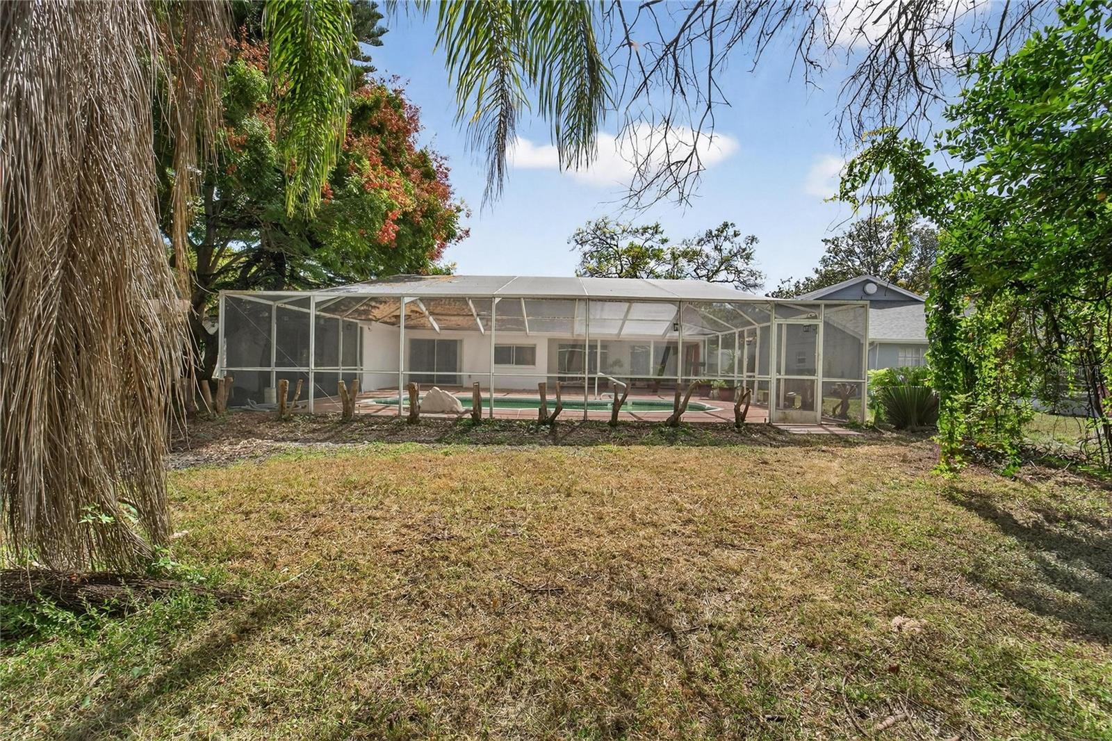 Image 49 of 62 For 8707 Mill Creek Lane E